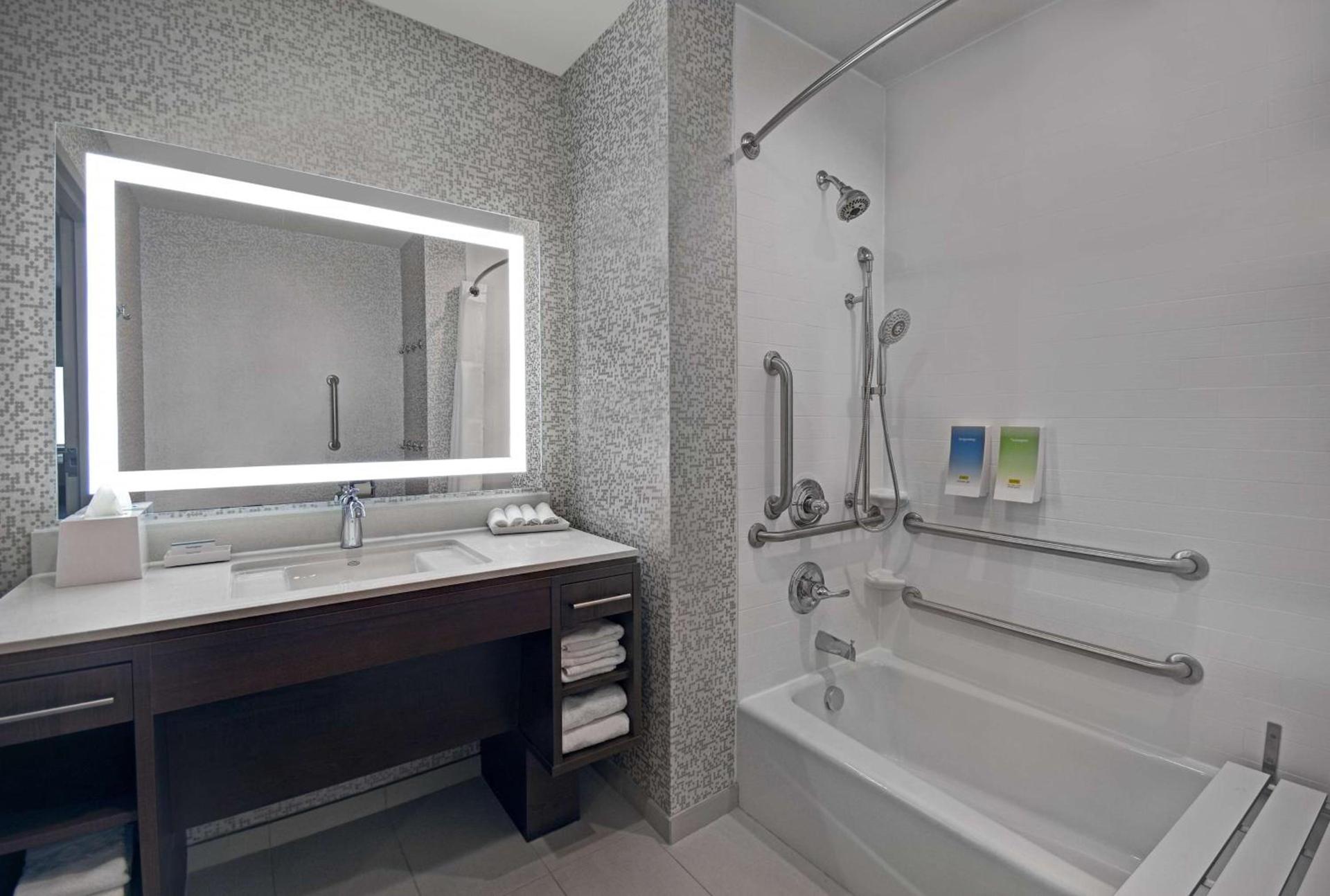 Home2 Suites by Hilton Liberty NE Kansas City, MO photo 19