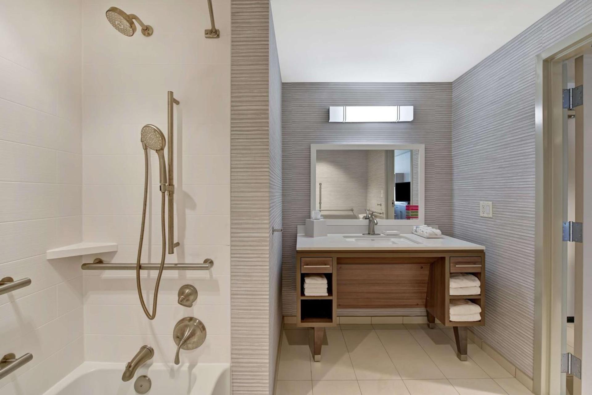 Home2 Suites By Hilton West Palm Beach Airport photo 30