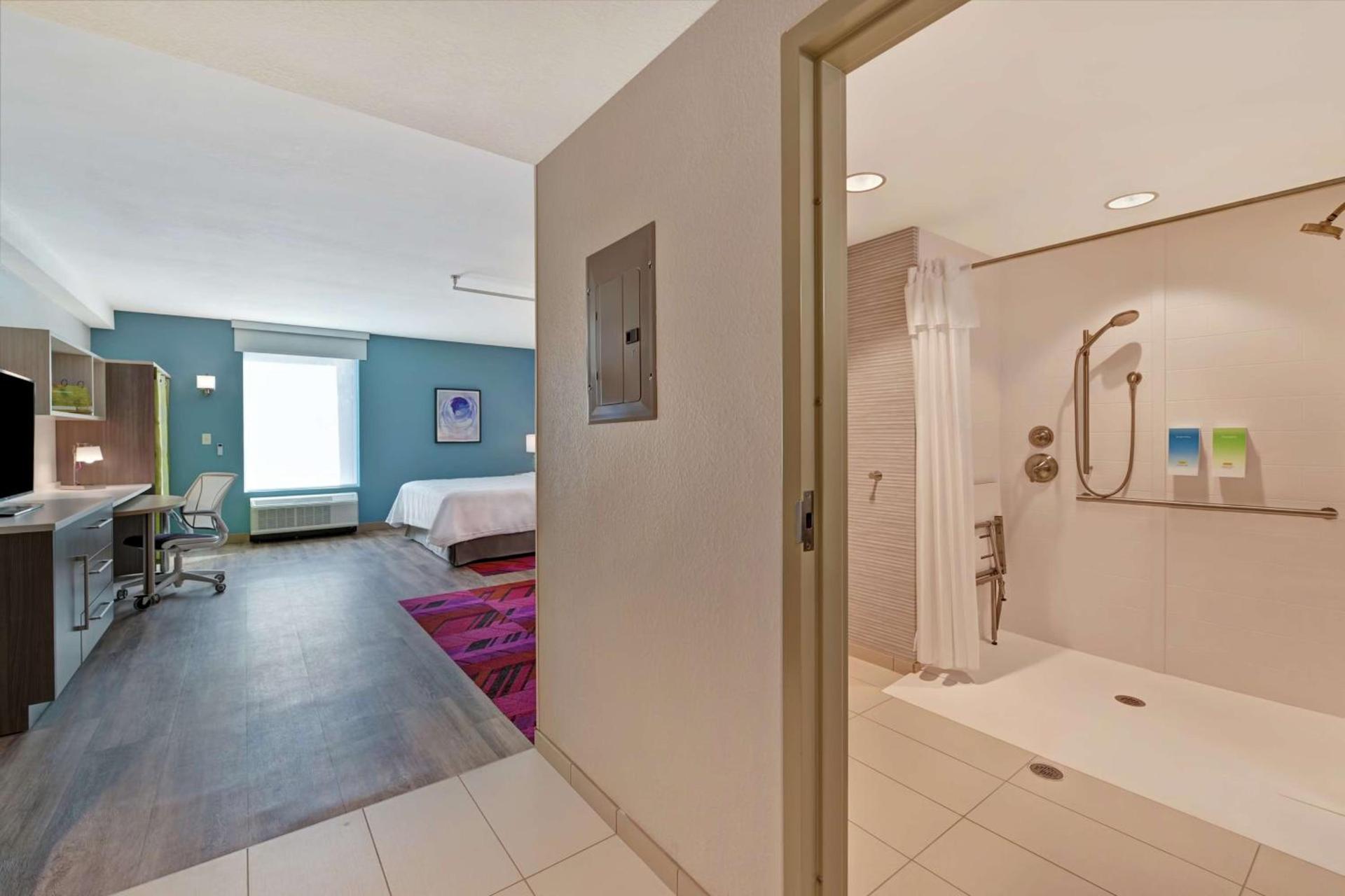 Home2 Suites By Hilton West Palm Beach Airport photo 33