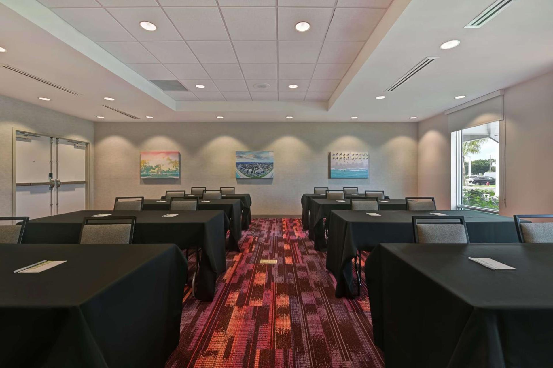 Home2 Suites By Hilton West Palm Beach Airport photo 39