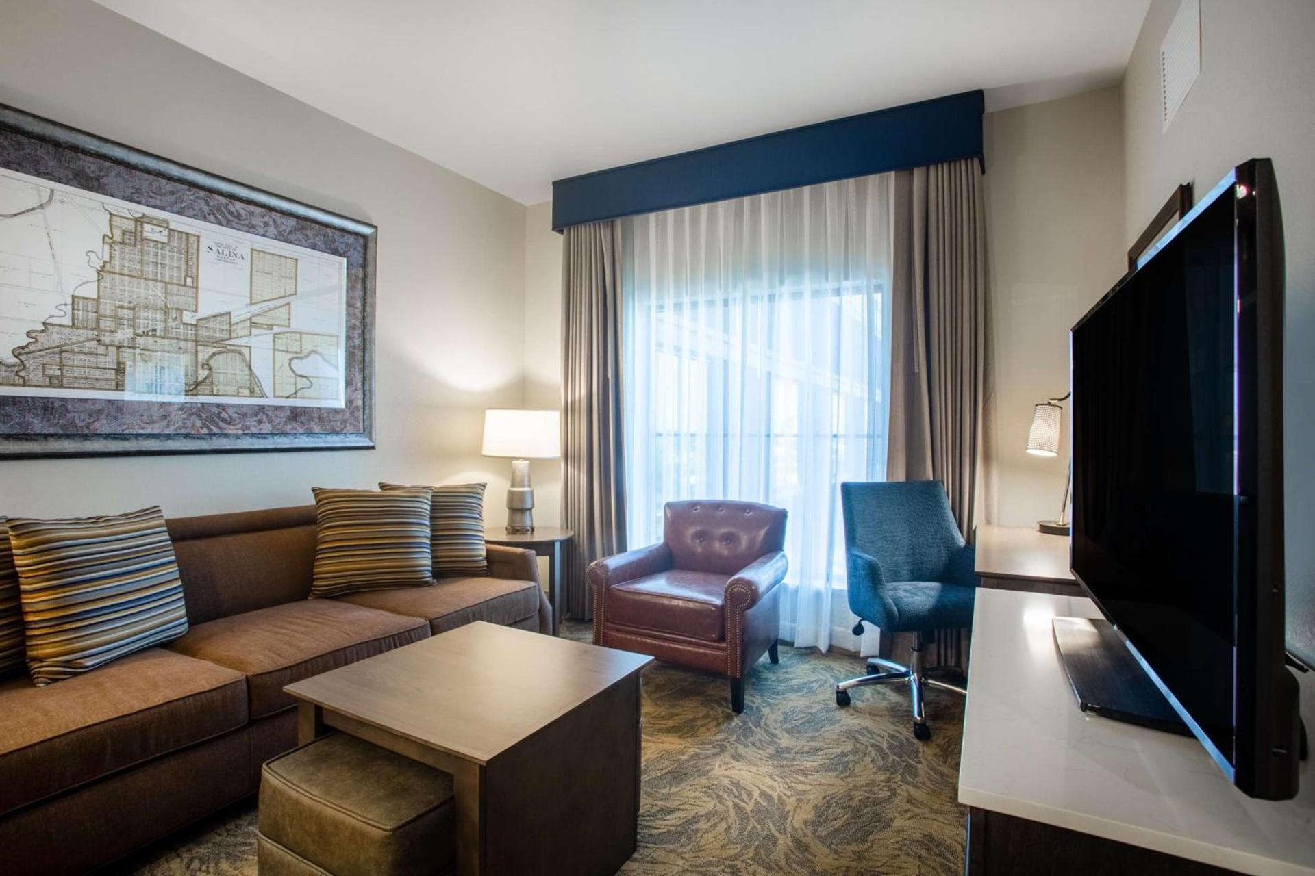 Homewood Suites By Hilton Salina/Downtown, Ks photo 24