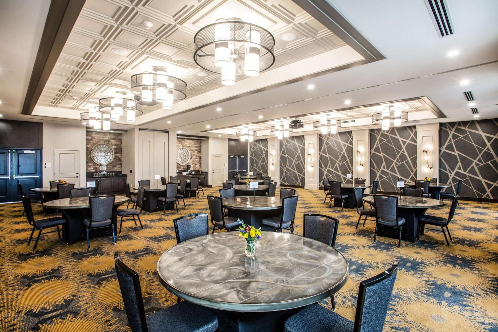 Homewood Suites By Hilton Salina/Downtown, Ks photo 36