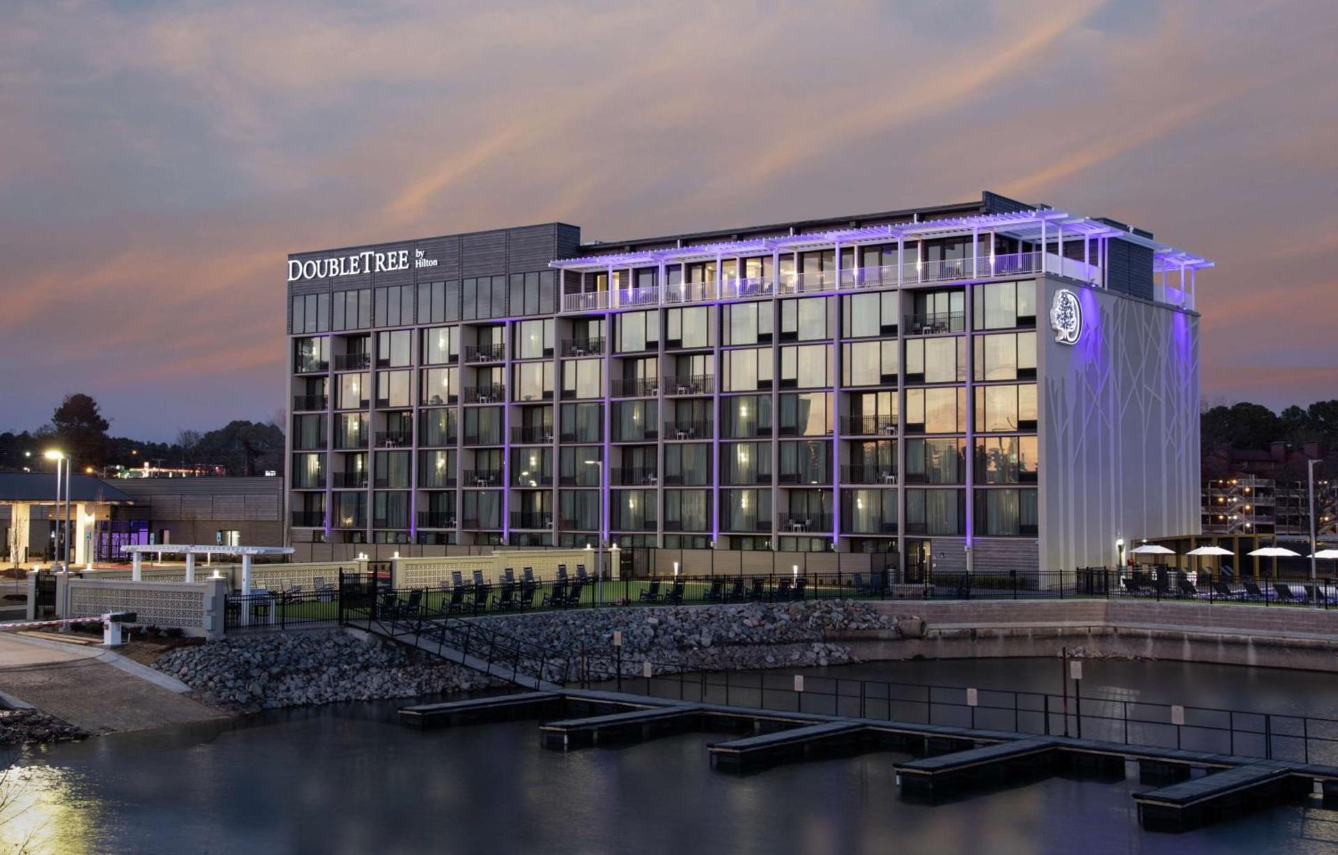 DoubleTree by Hilton Hot Springs — hotel in Hot Springs