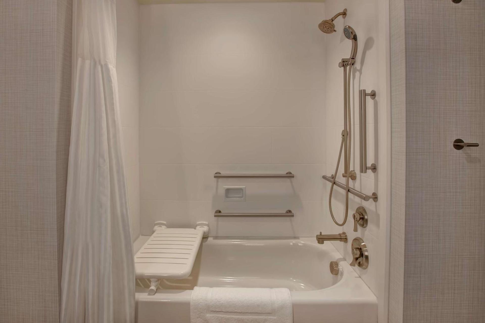Hilton Garden Inn Summerville, Sc photo 39