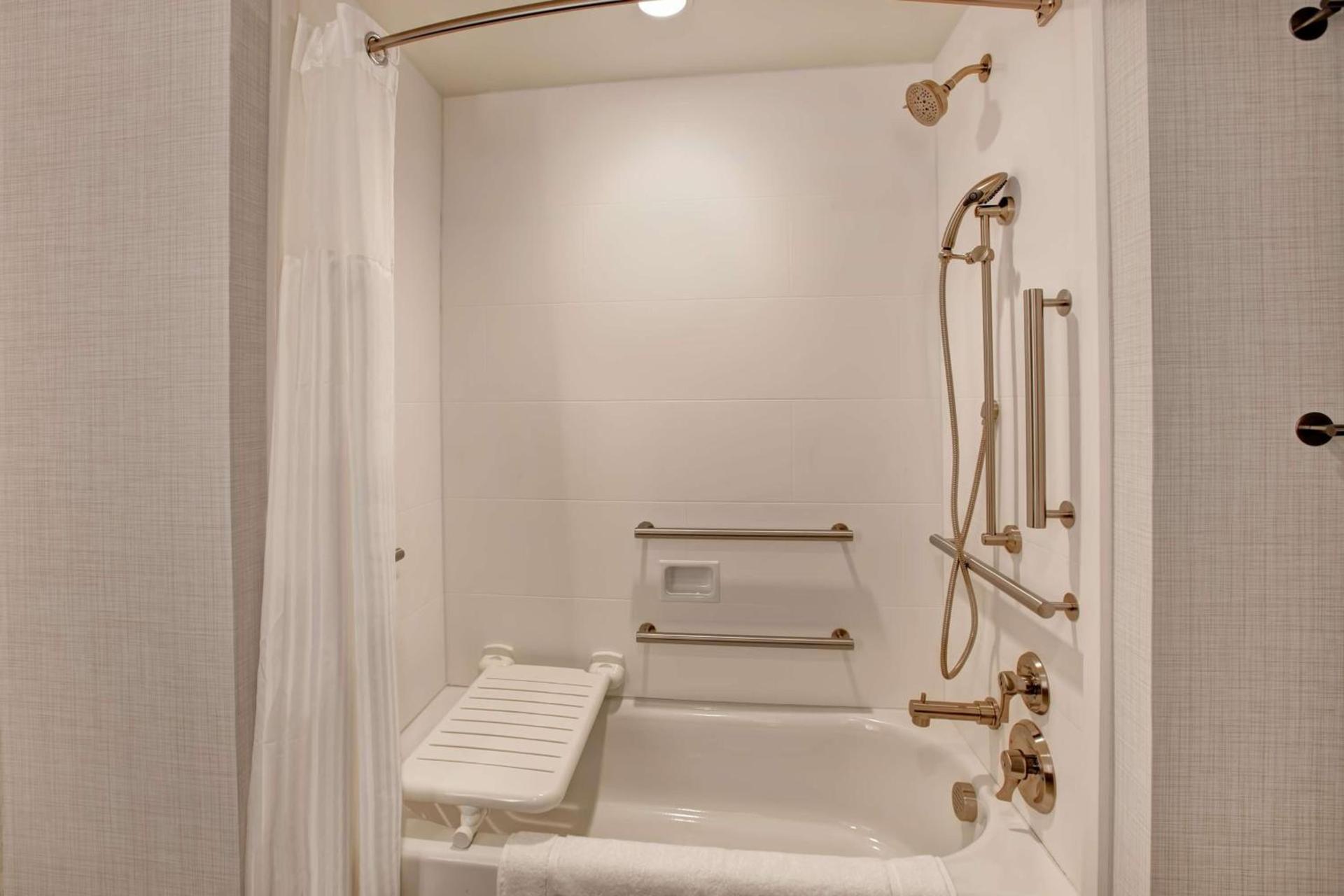 Hilton Garden Inn Summerville, Sc photo 43