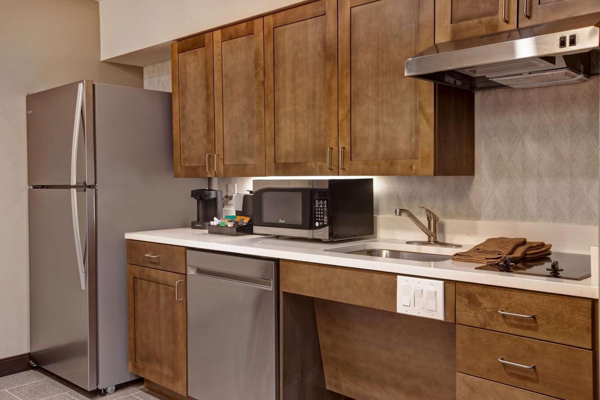 Homewood Suites By Hilton Summerville photo 45