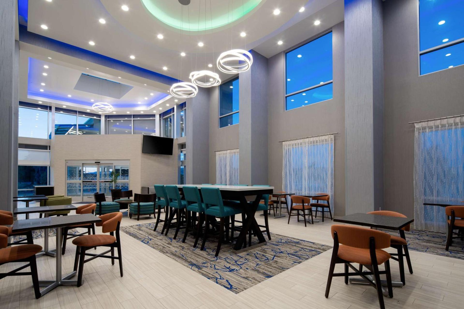 Hampton Inn & Suites Gilroy, Ca photo 5