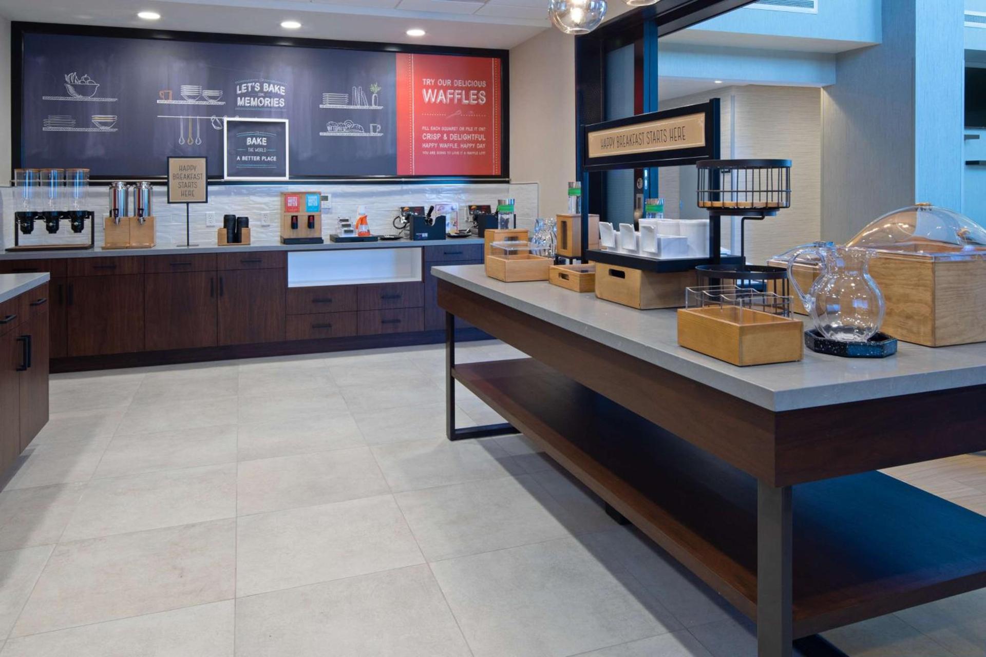 Hampton Inn & Suites Gilroy, Ca photo 10