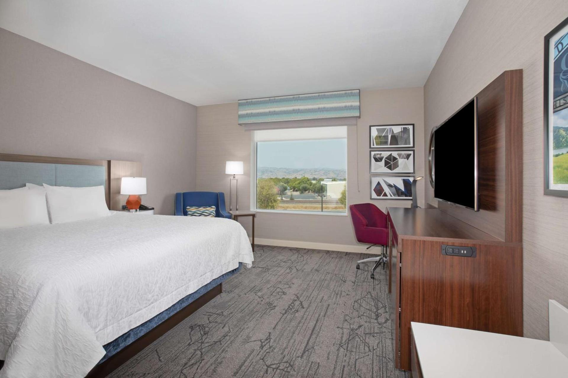 Hampton Inn & Suites Gilroy, Ca photo 14