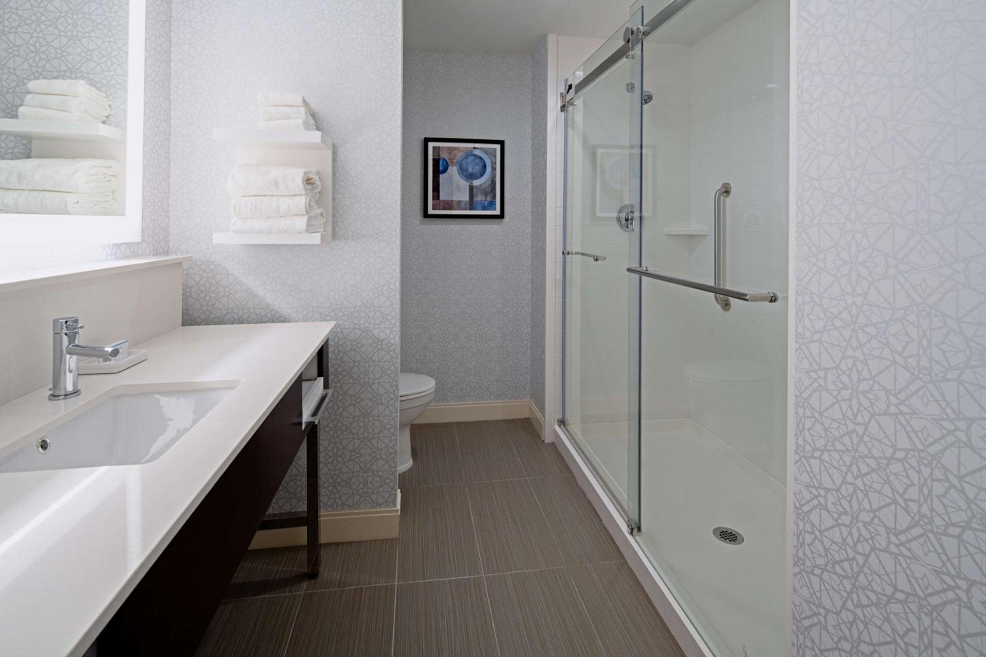 Hampton Inn & Suites Gilroy, Ca photo 18
