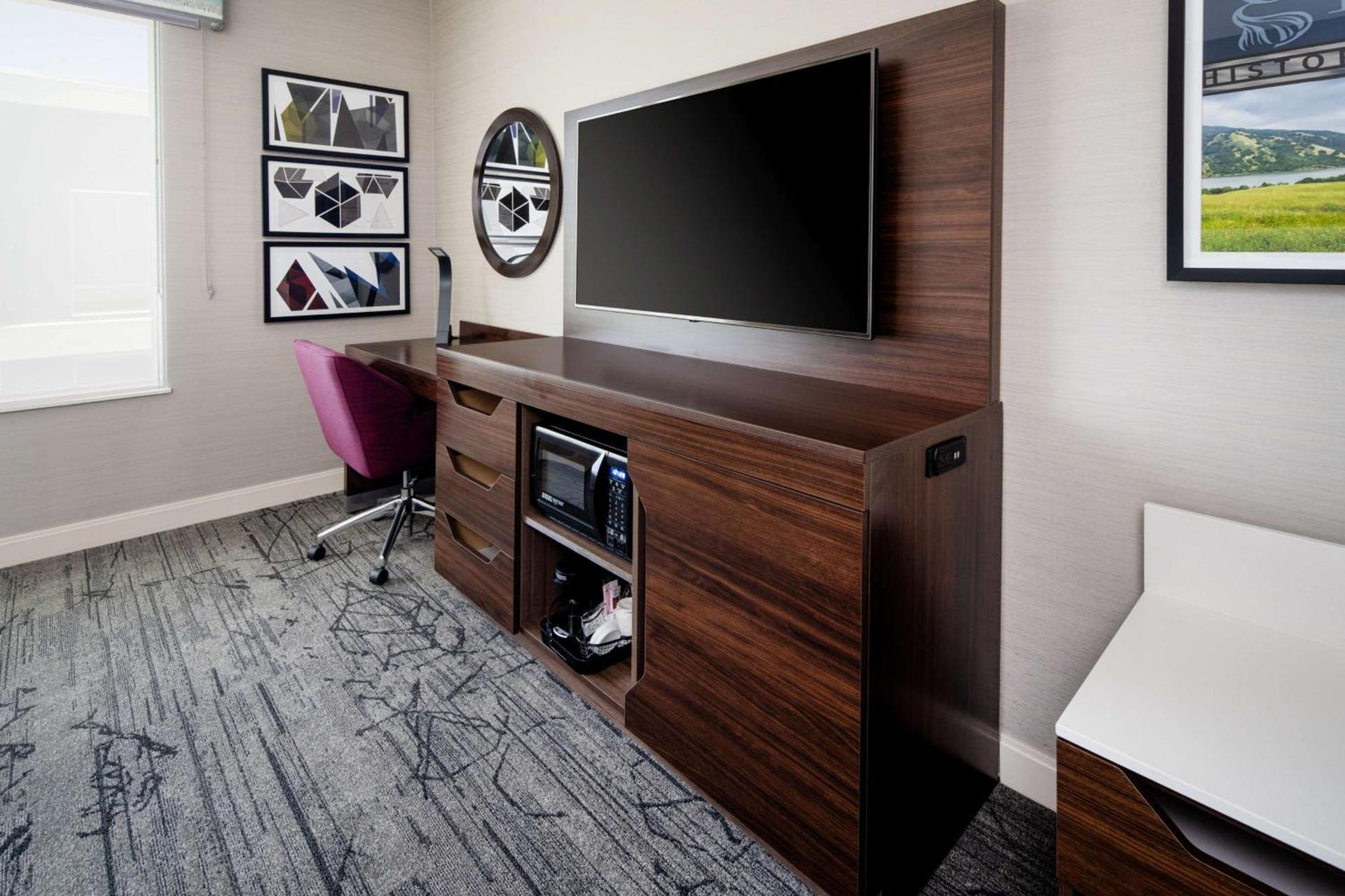 Hampton Inn & Suites Gilroy, Ca photo 23