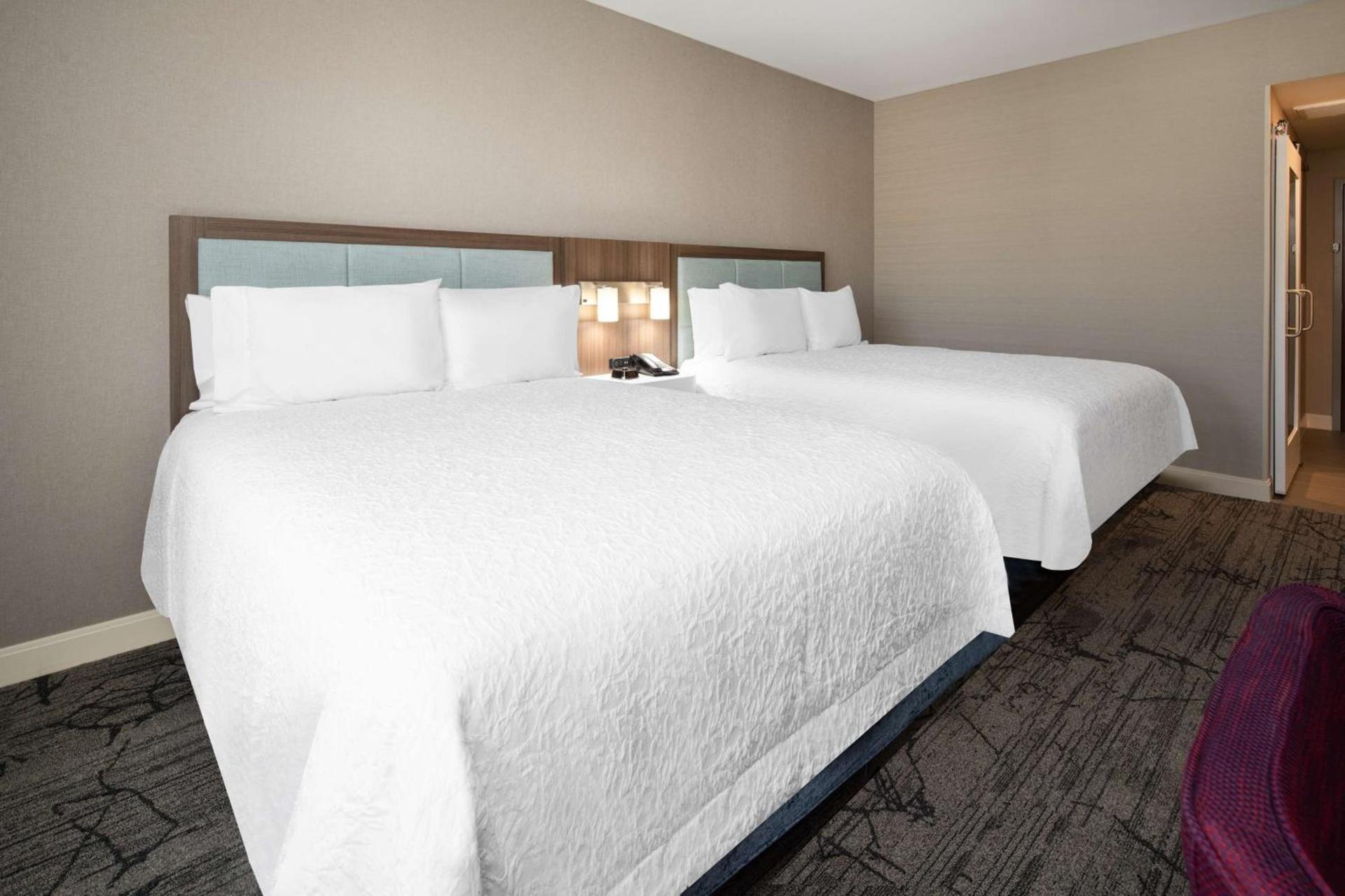 Hampton Inn & Suites Gilroy, Ca photo 26