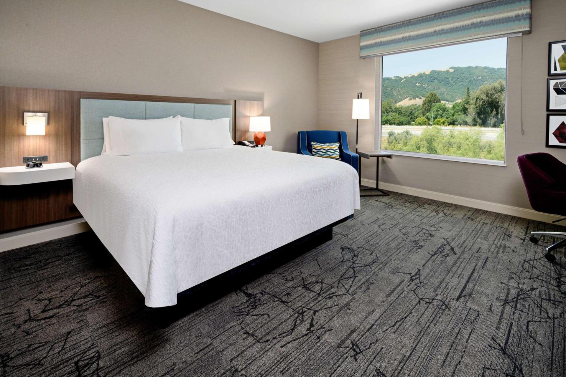 Hampton Inn & Suites Gilroy, Ca photo 31