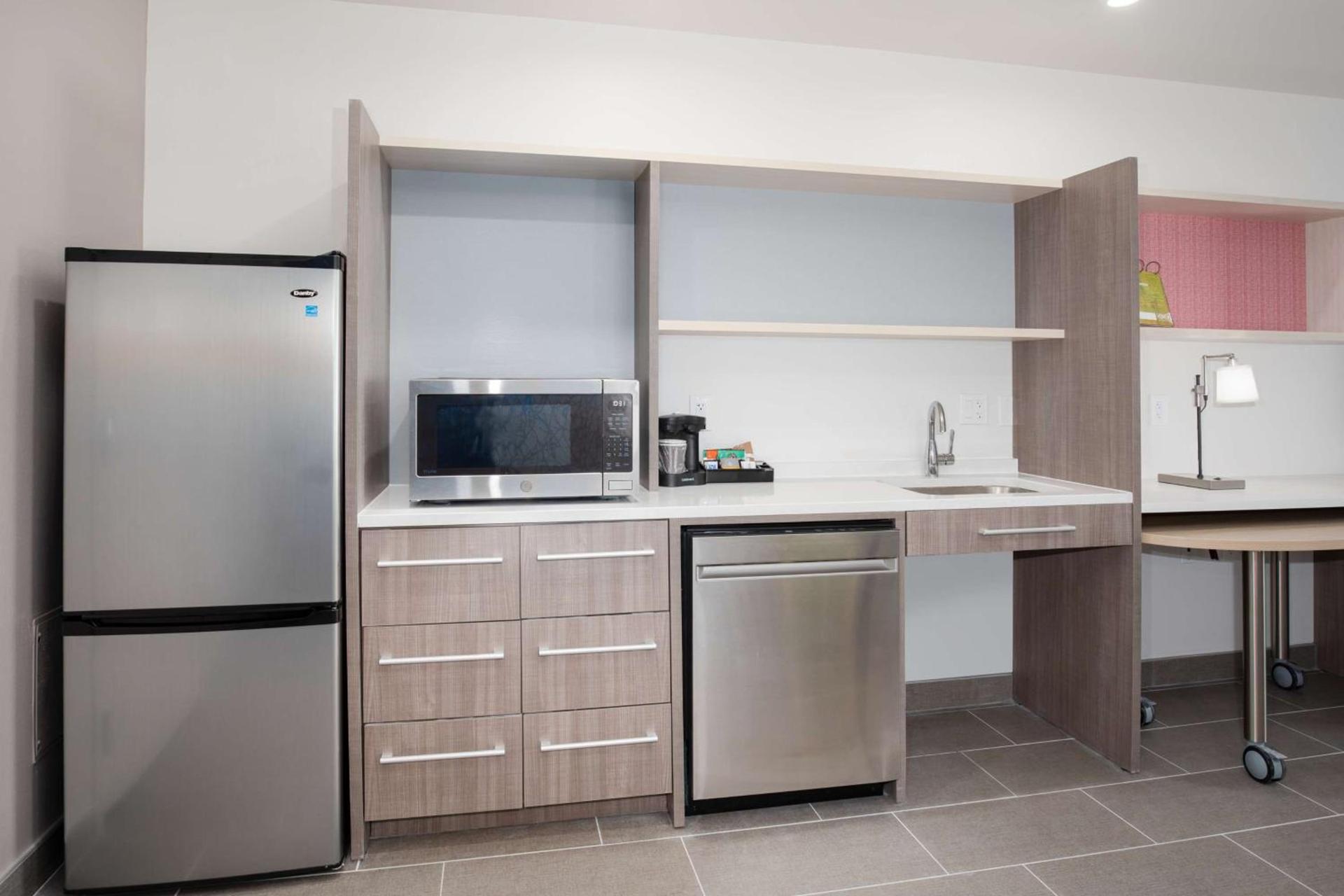 Home2 Suites by Hilton Roswell, NM photo 14