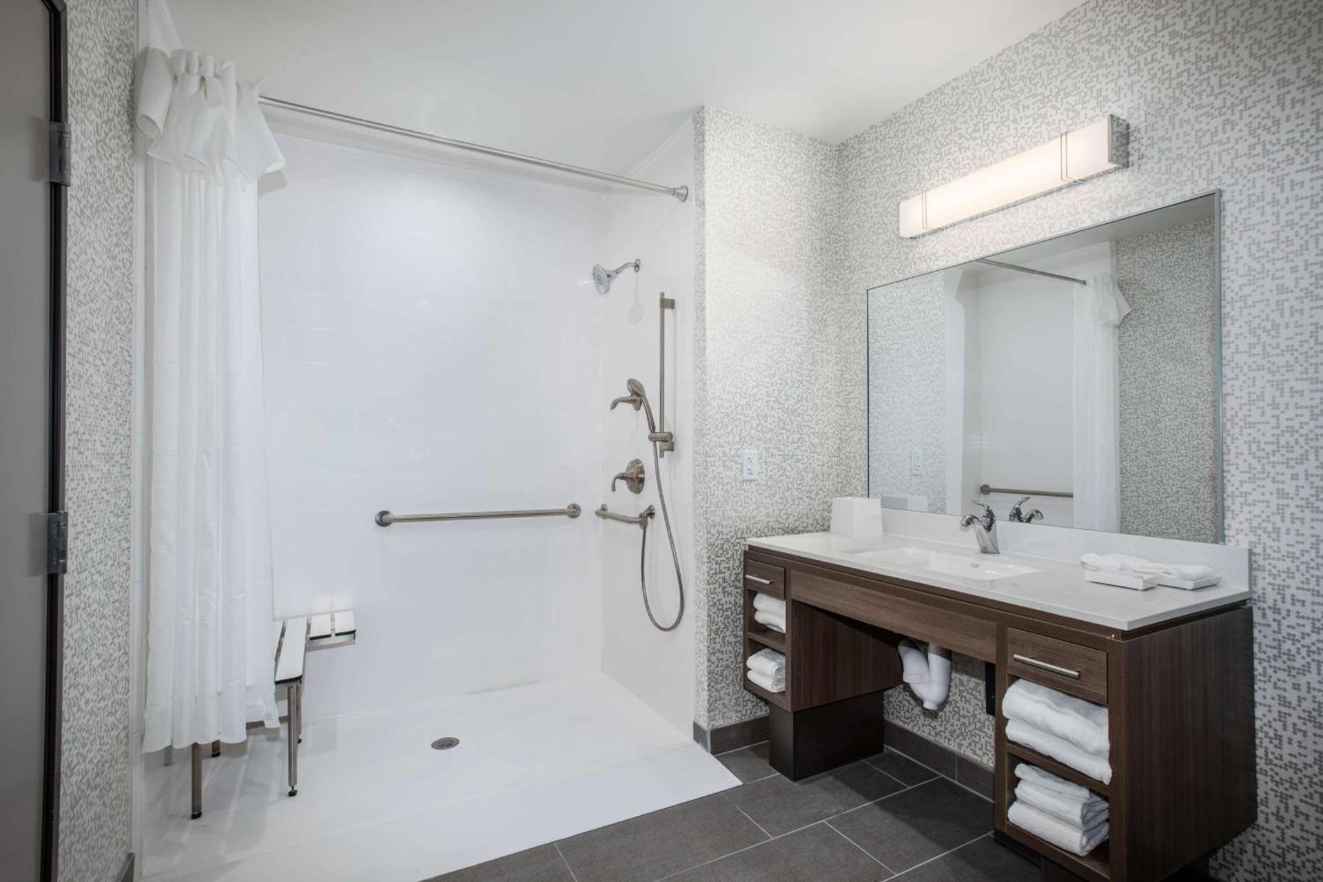 Home2 Suites by Hilton Roswell, NM photo 23