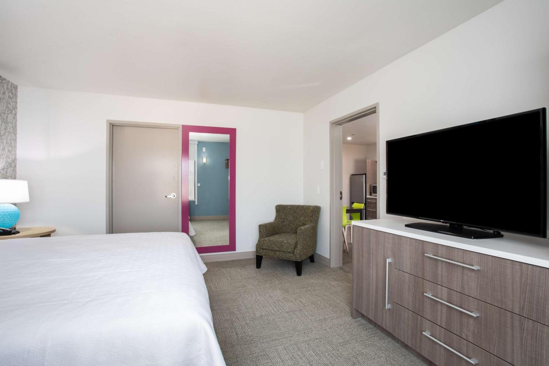 Home2 Suites by Hilton Roswell, NM photo 35