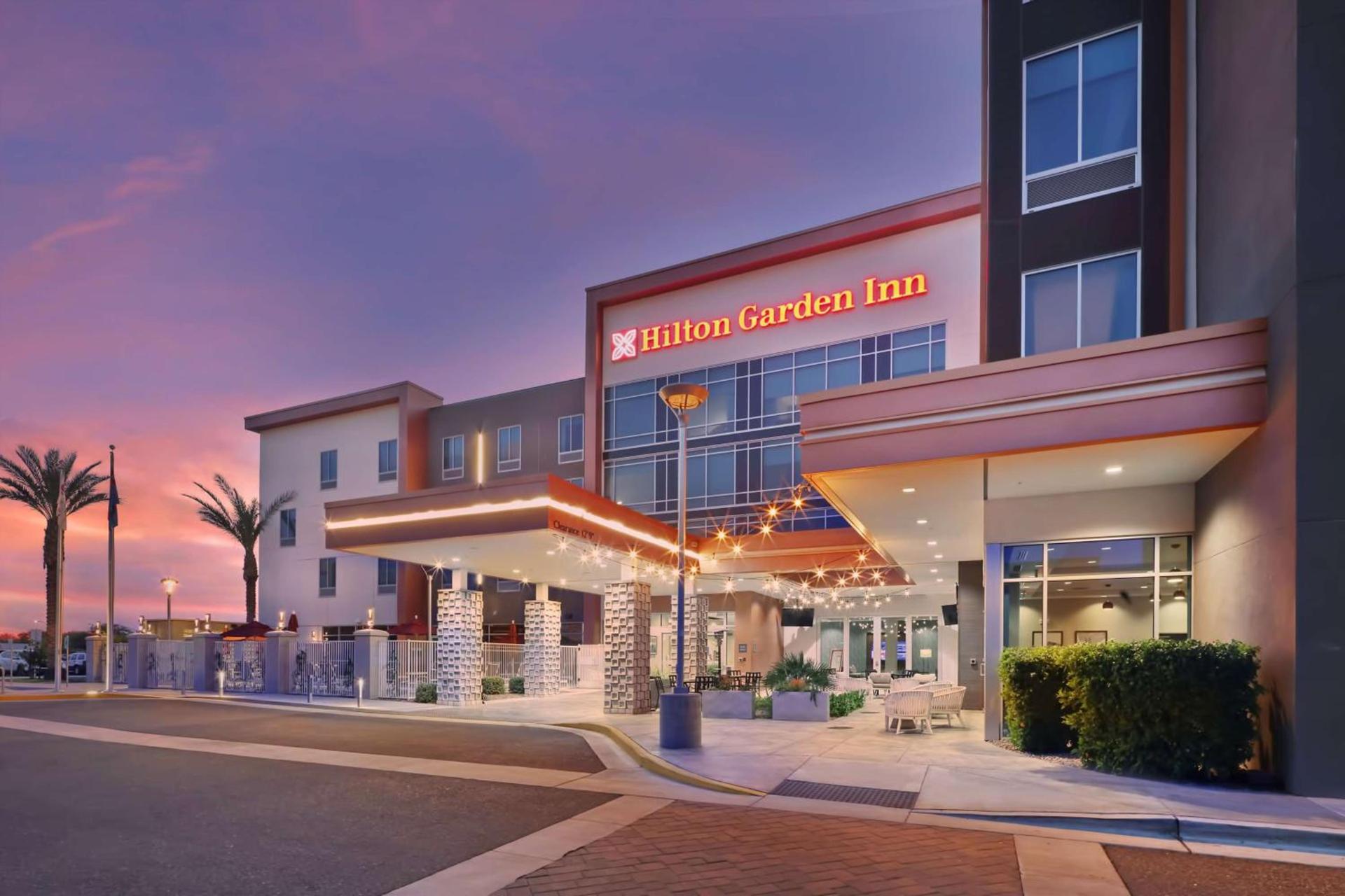 Hilton Garden Inn Chandler Downtown photo 1