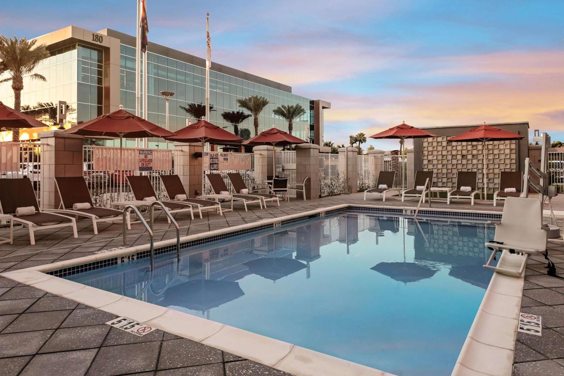 Hilton Garden Inn Chandler Downtown photo 7