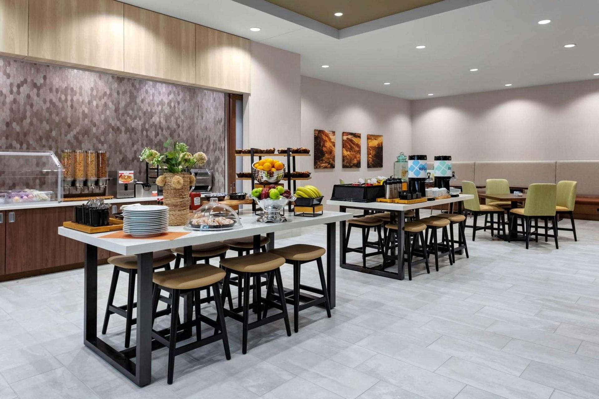 Hilton Garden Inn Chandler Downtown photo 10