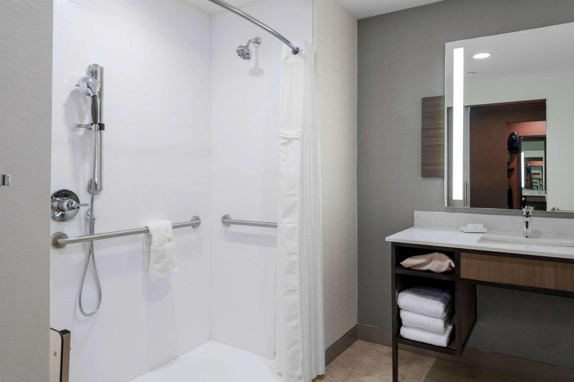 Hilton Garden Inn Chandler Downtown photo 19
