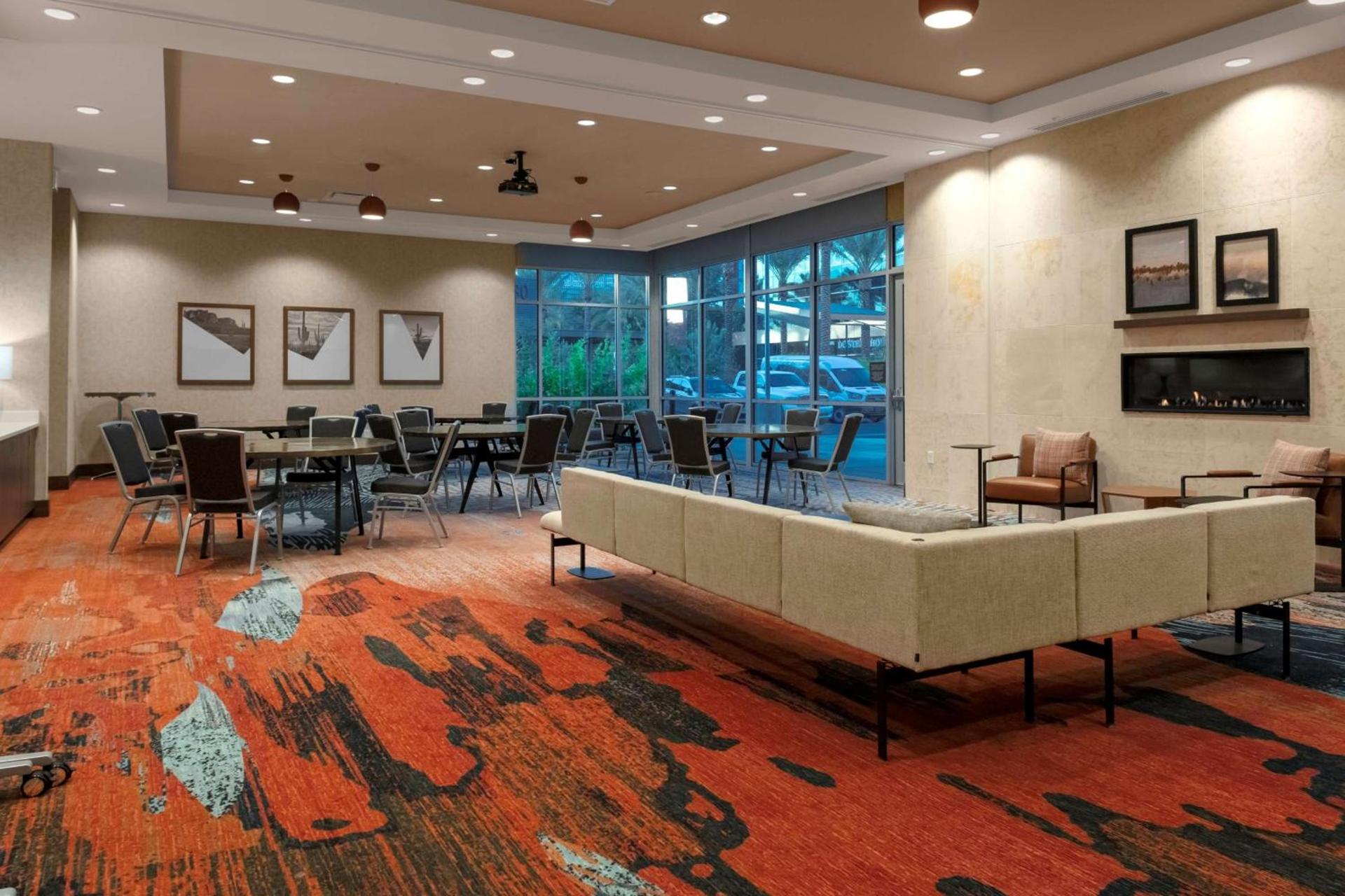 Hilton Garden Inn Chandler Downtown photo 24