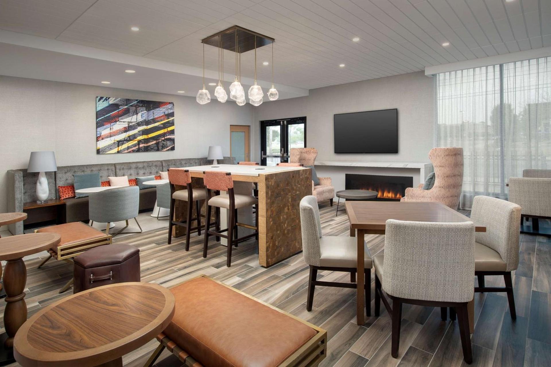 Hampton Inn Boston Logan Airport Chelsea photo 10