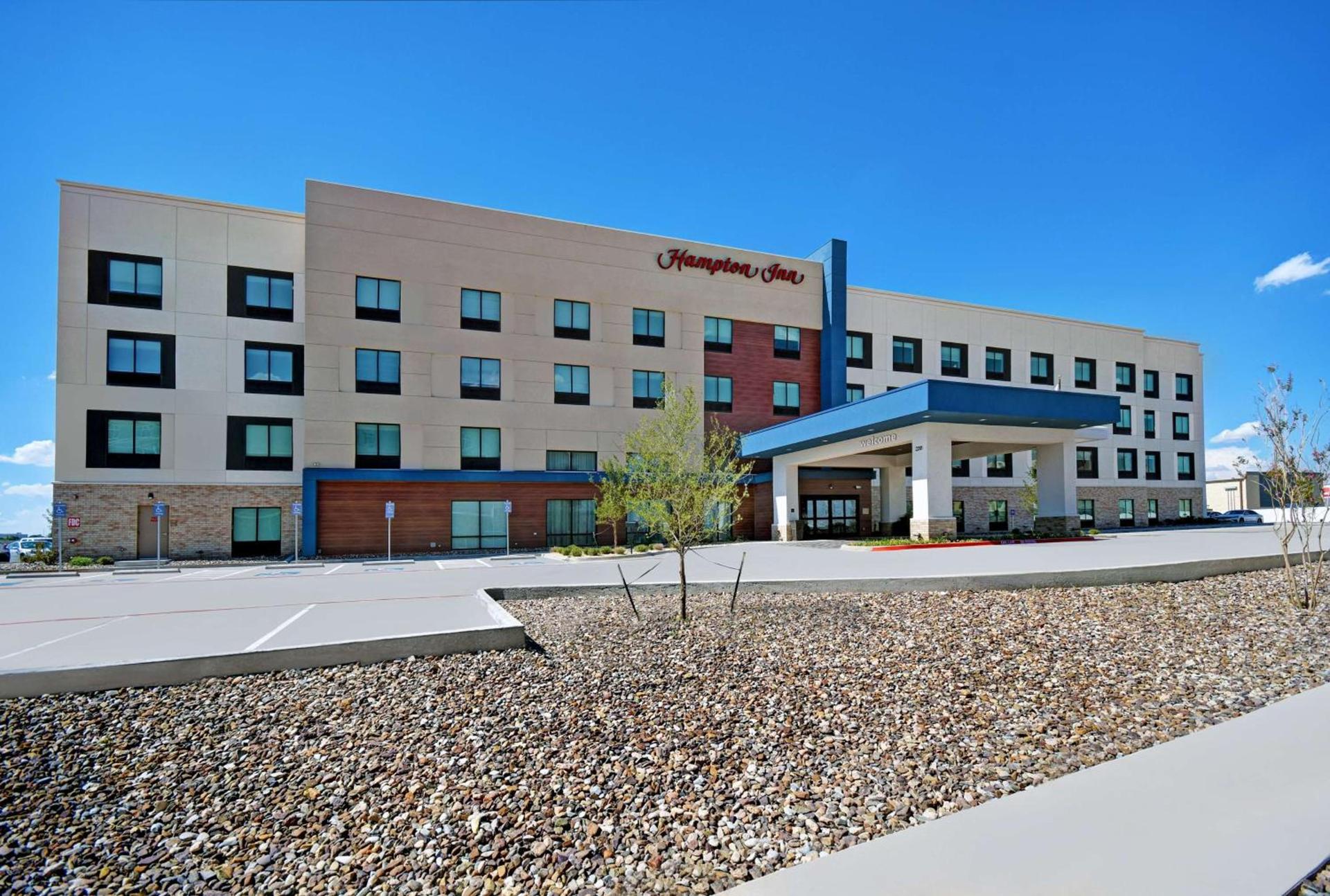 Hampton Inn Midland South, Tx photo 4