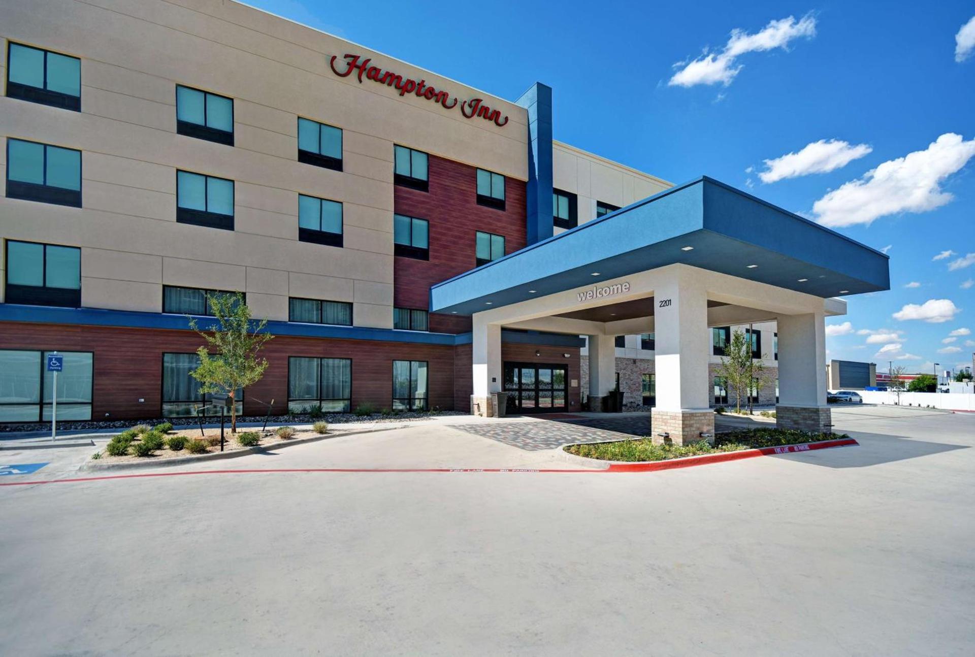 Hampton Inn Midland South, Tx photo 7