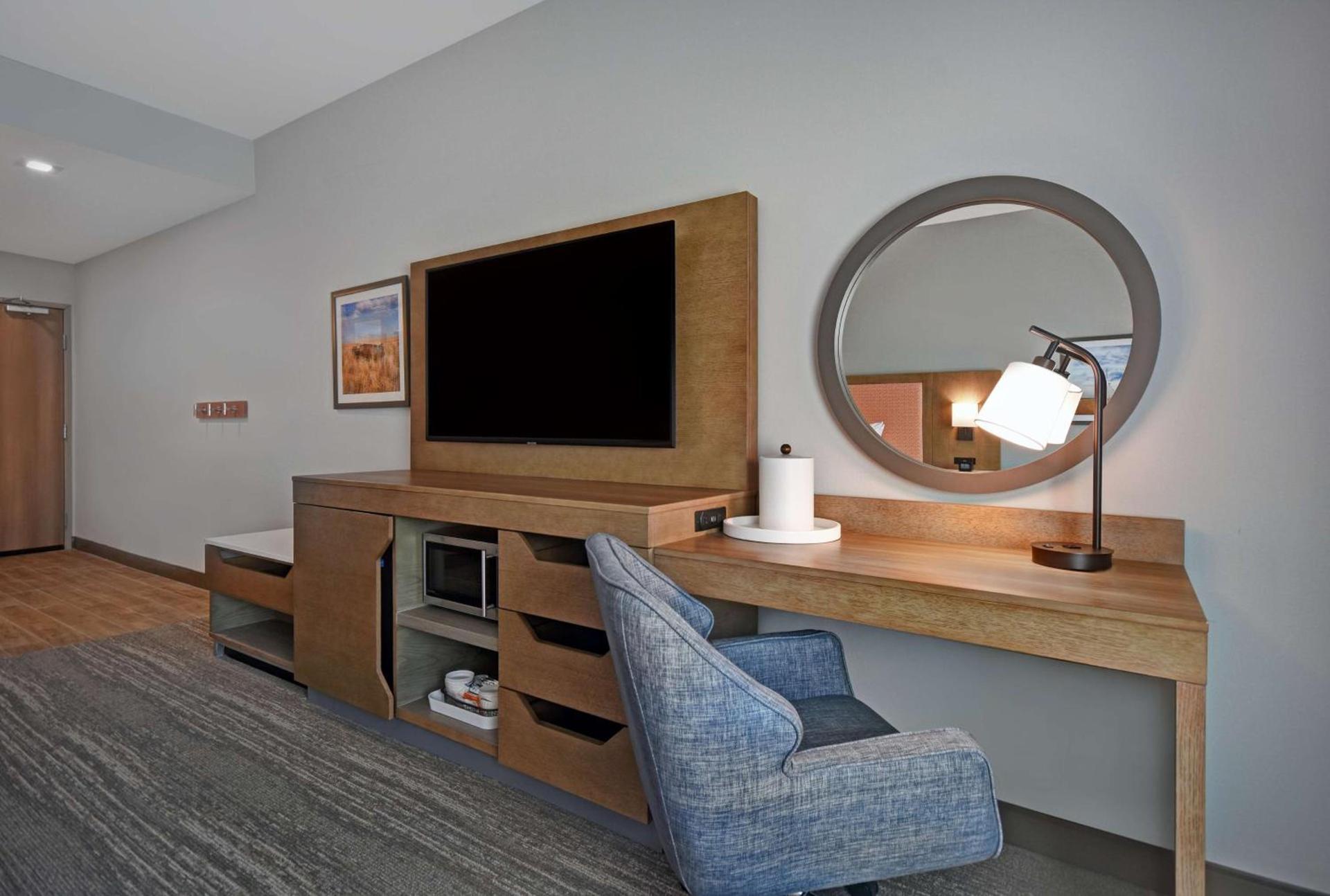 Hampton Inn Midland South, Tx photo 29