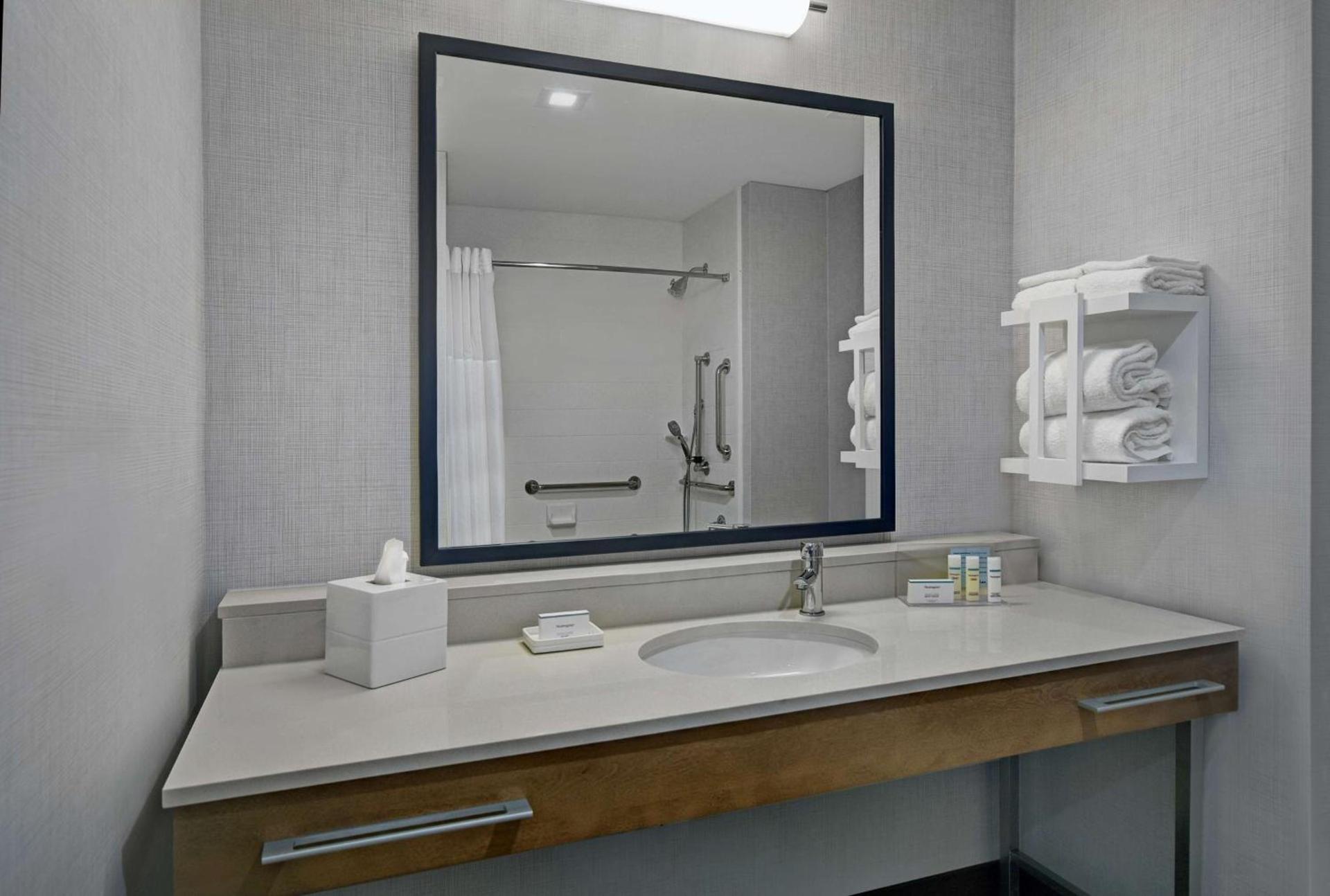 Hampton Inn Midland South, Tx photo 35