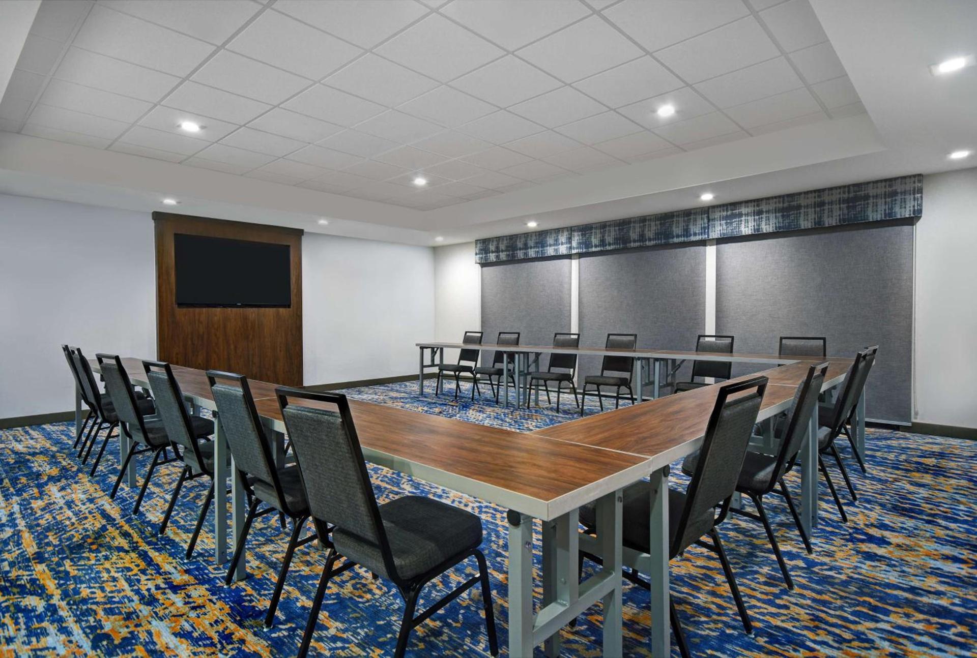 Hampton Inn Midland South, Tx photo 38