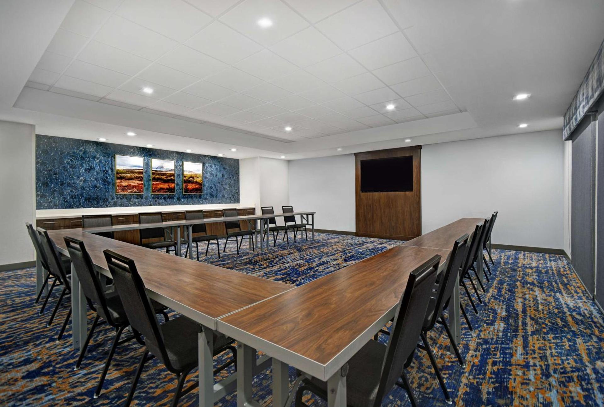 Hampton Inn Midland South, Tx photo 39