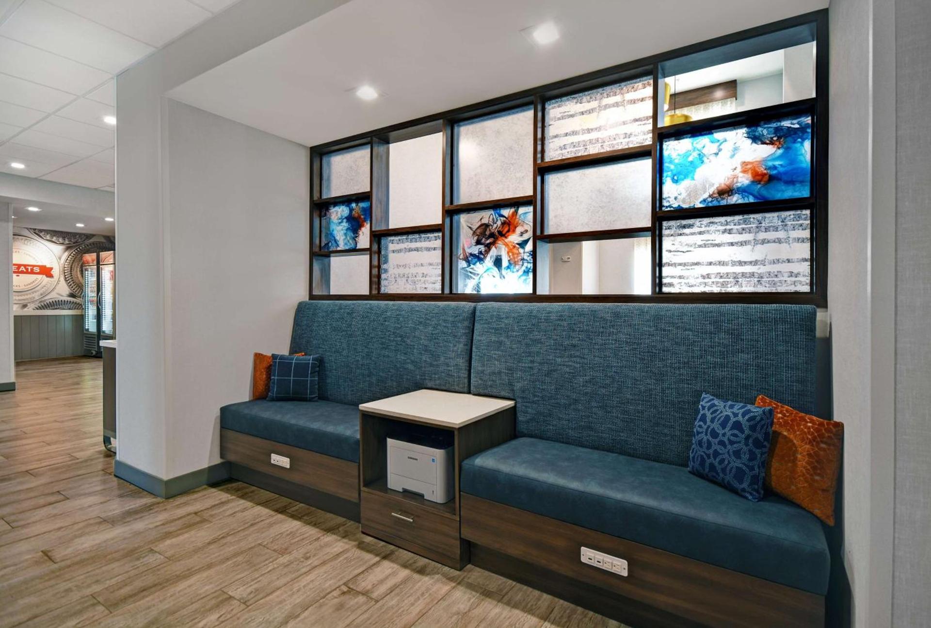Hampton Inn Midland South, Tx photo 43