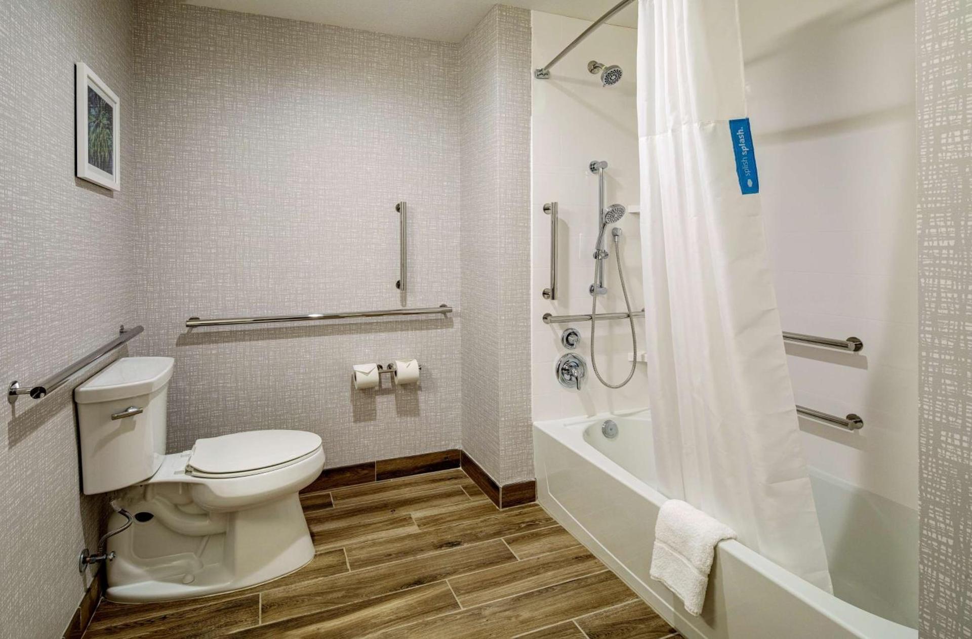 Hampton Inn & Suites Indio, Ca photo 29