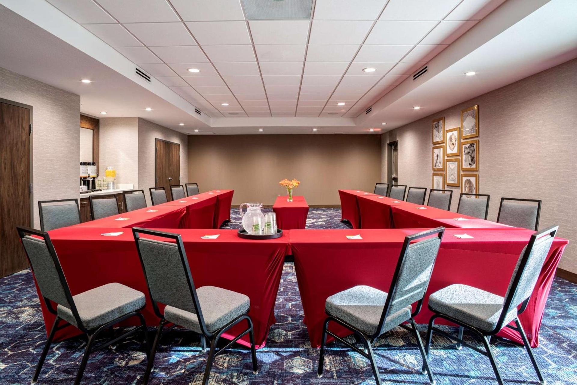 Hampton Inn & Suites Indio, Ca photo 37