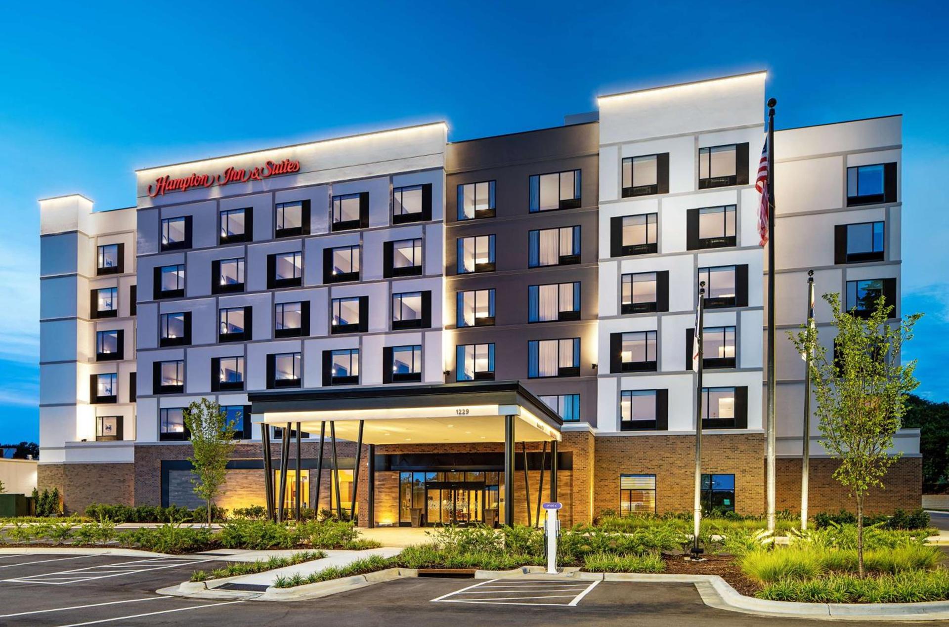 Hampton Inn & Suites Raleigh Midtown, NC photo 1