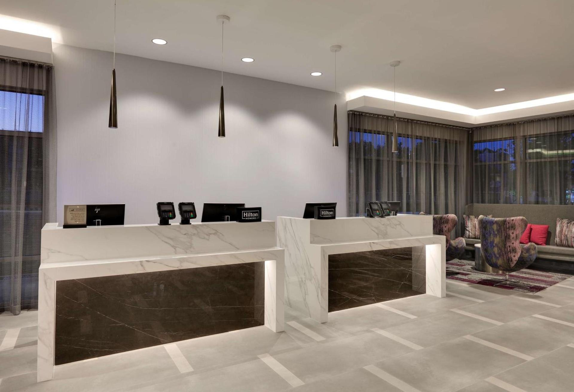 Hampton Inn by Hilton Irvine Spectrum Lake Forest photo 3