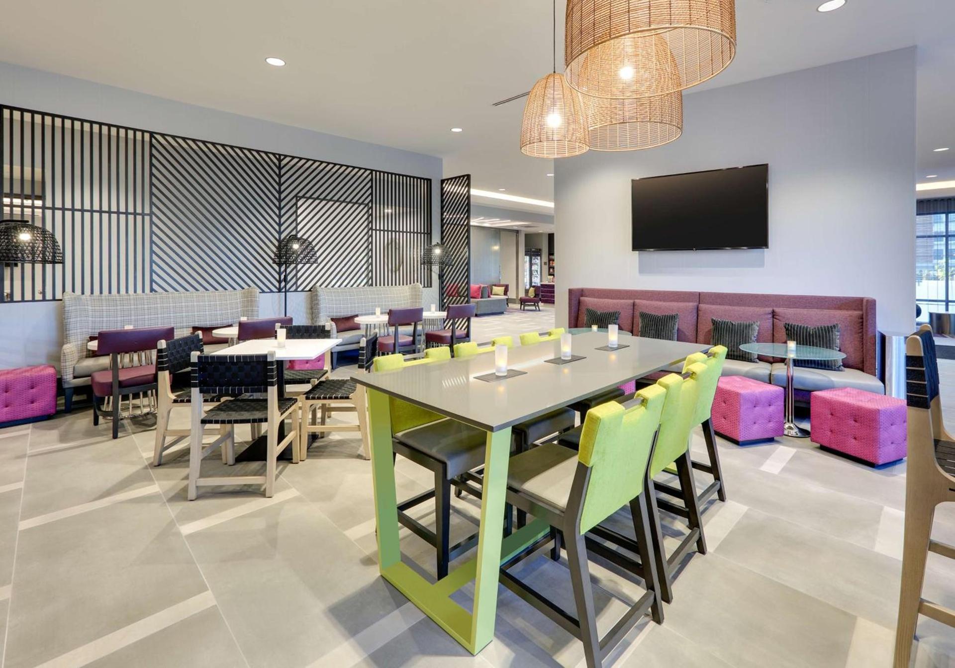 Hampton Inn by Hilton Irvine Spectrum Lake Forest photo 8