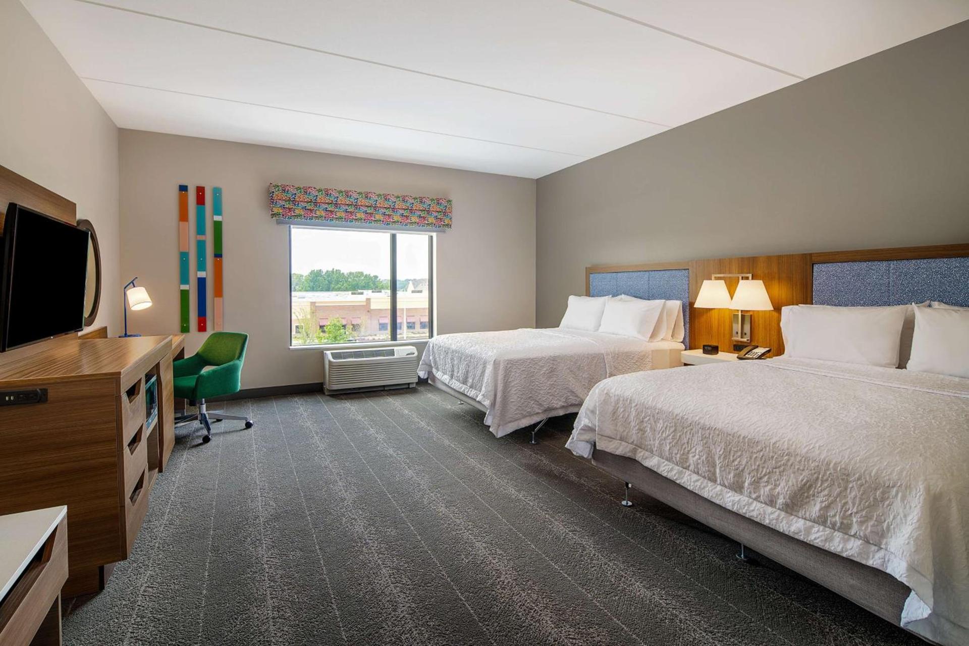 Hampton Inn & Suites Raleigh Midtown, NC photo 14