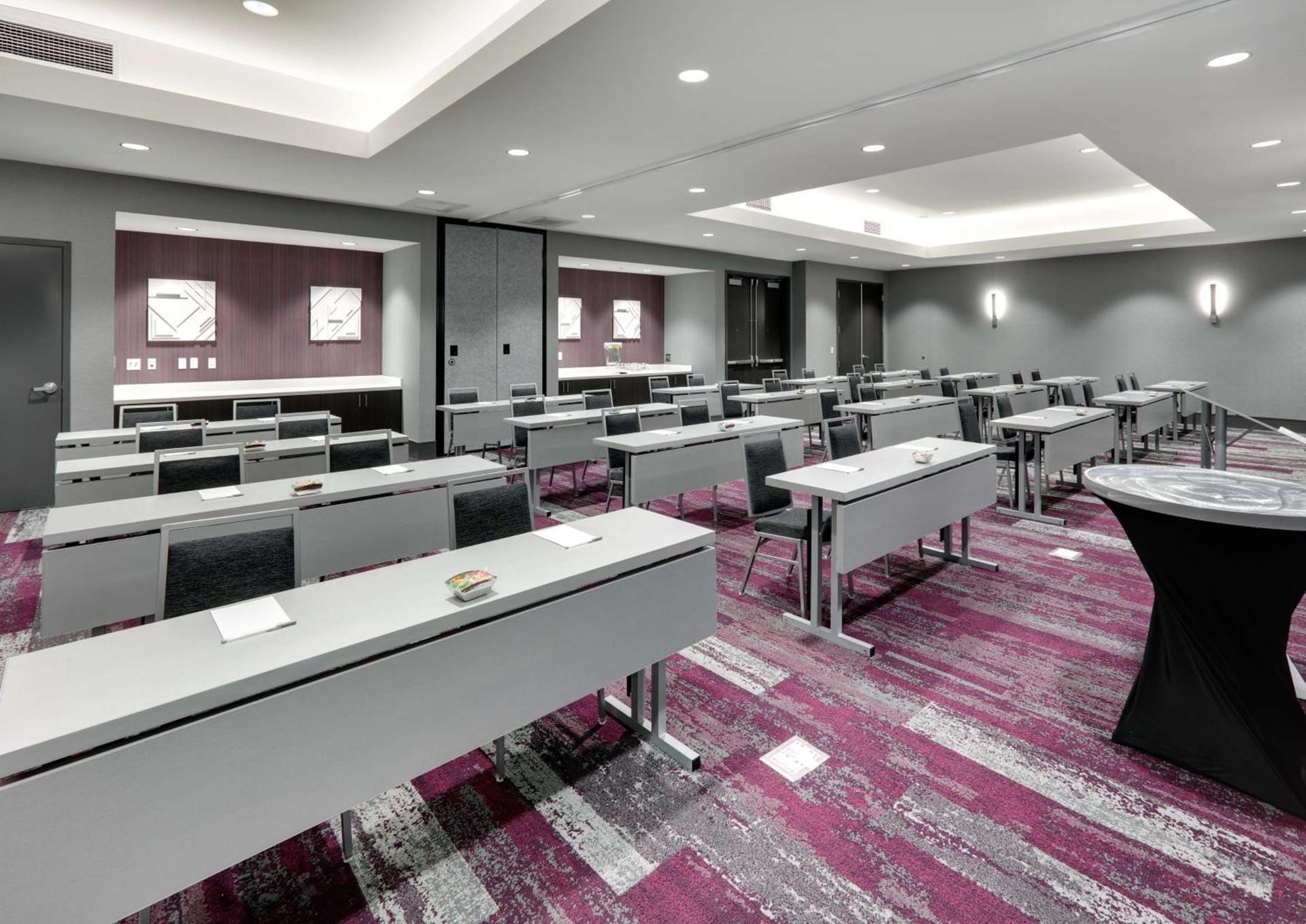 Hampton Inn by Hilton Irvine Spectrum Lake Forest photo 24