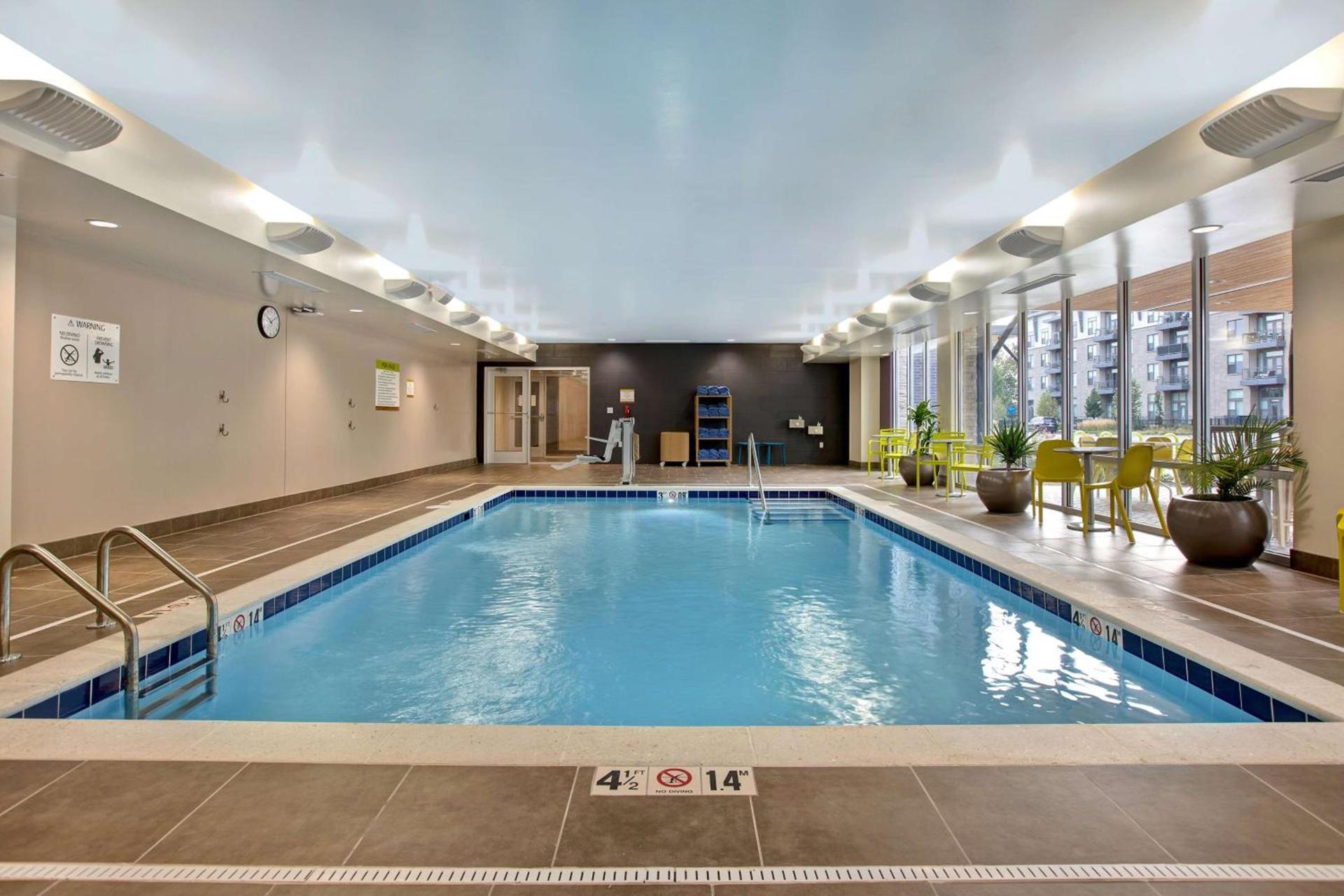 Home2 Suites By Hilton Carmel Indianapolis photo 10