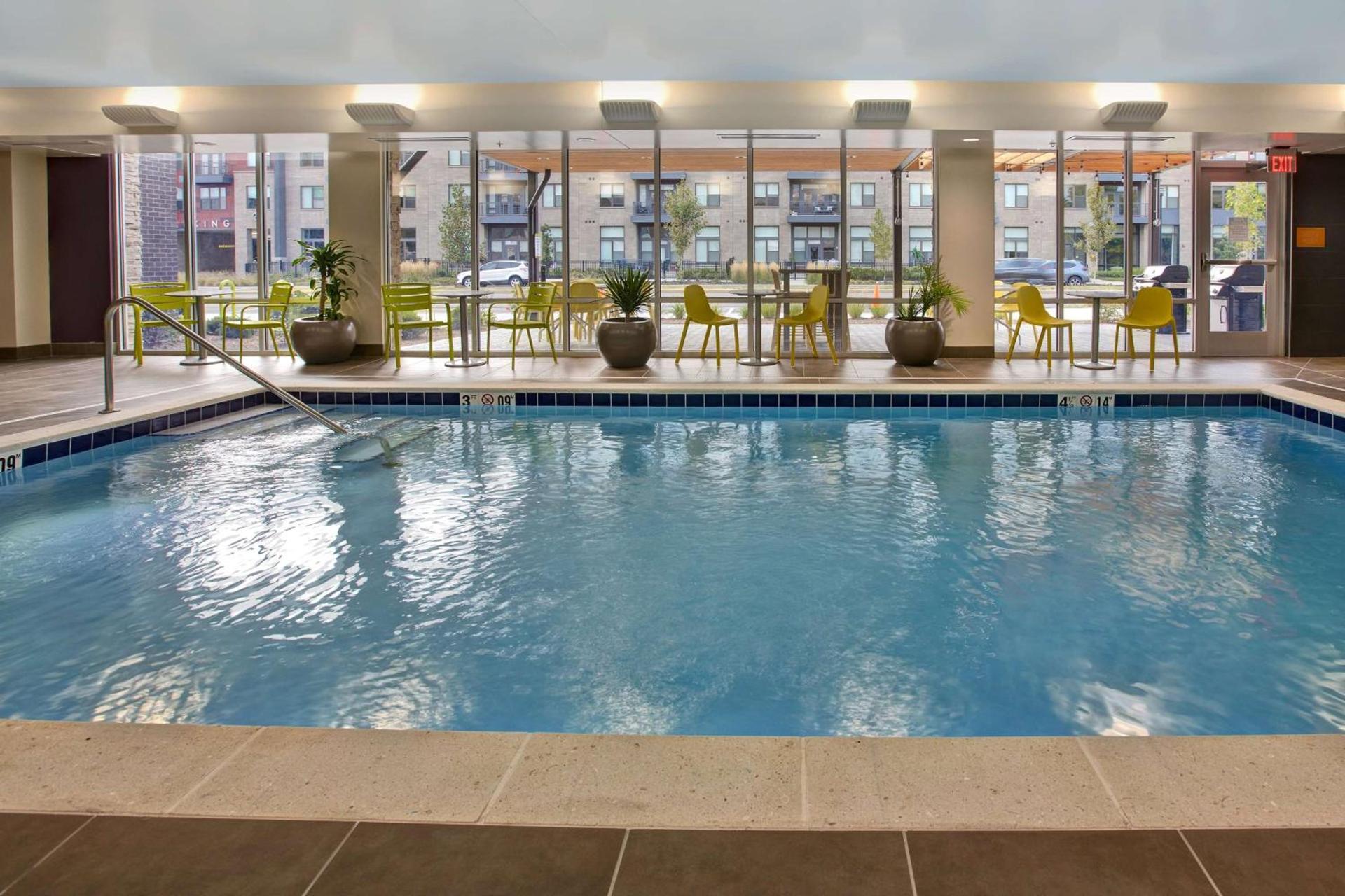Home2 Suites By Hilton Carmel Indianapolis photo 11