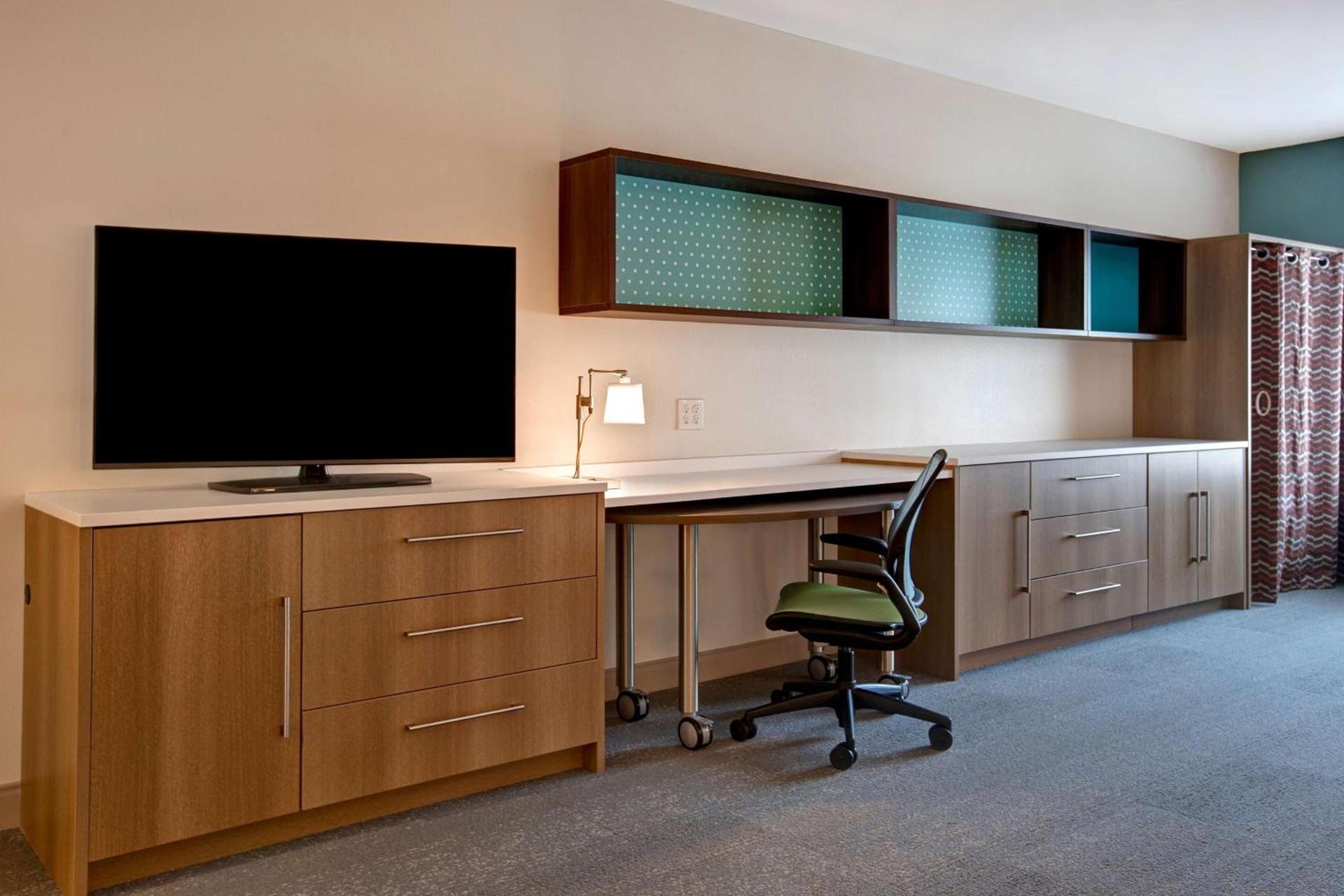 Home2 Suites By Hilton Carmel Indianapolis photo 23