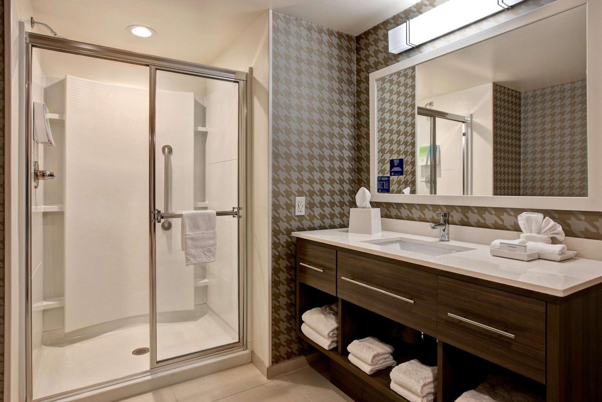Home2 Suites By Hilton Carmel Indianapolis photo 33