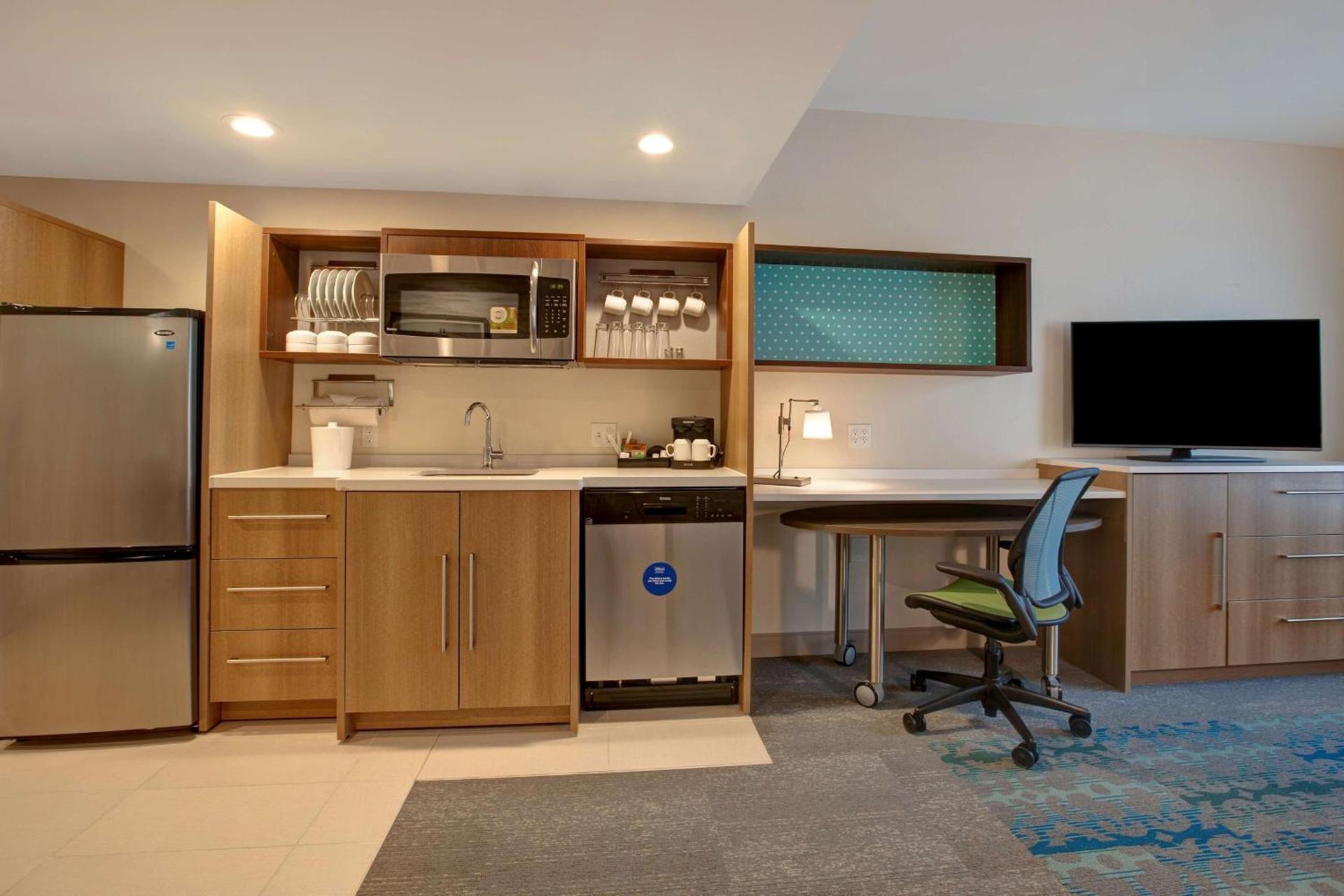 Home2 Suites By Hilton Carmel Indianapolis photo 41
