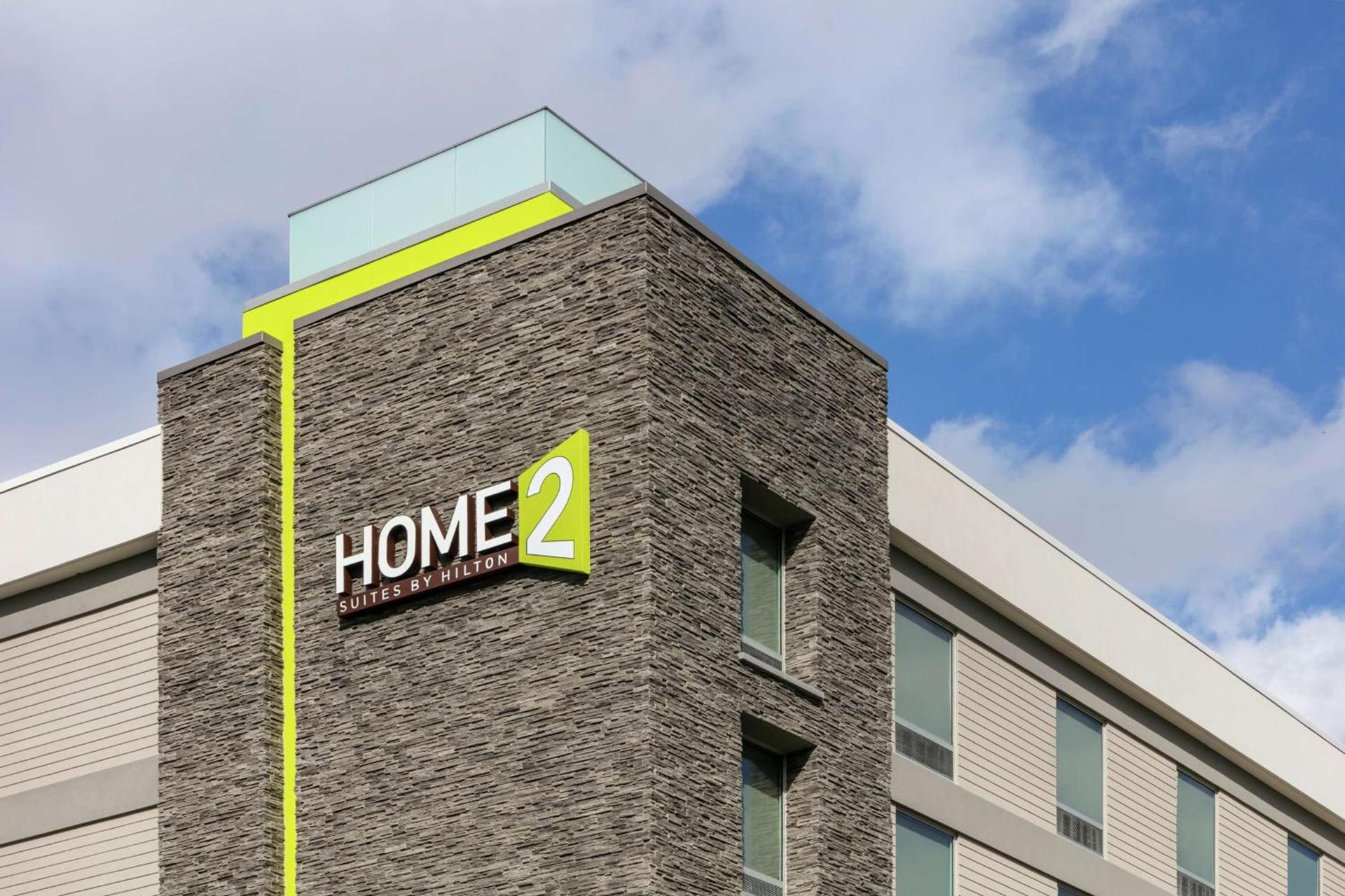 Home2 Suites By Hilton Norfolk Airport photo 4