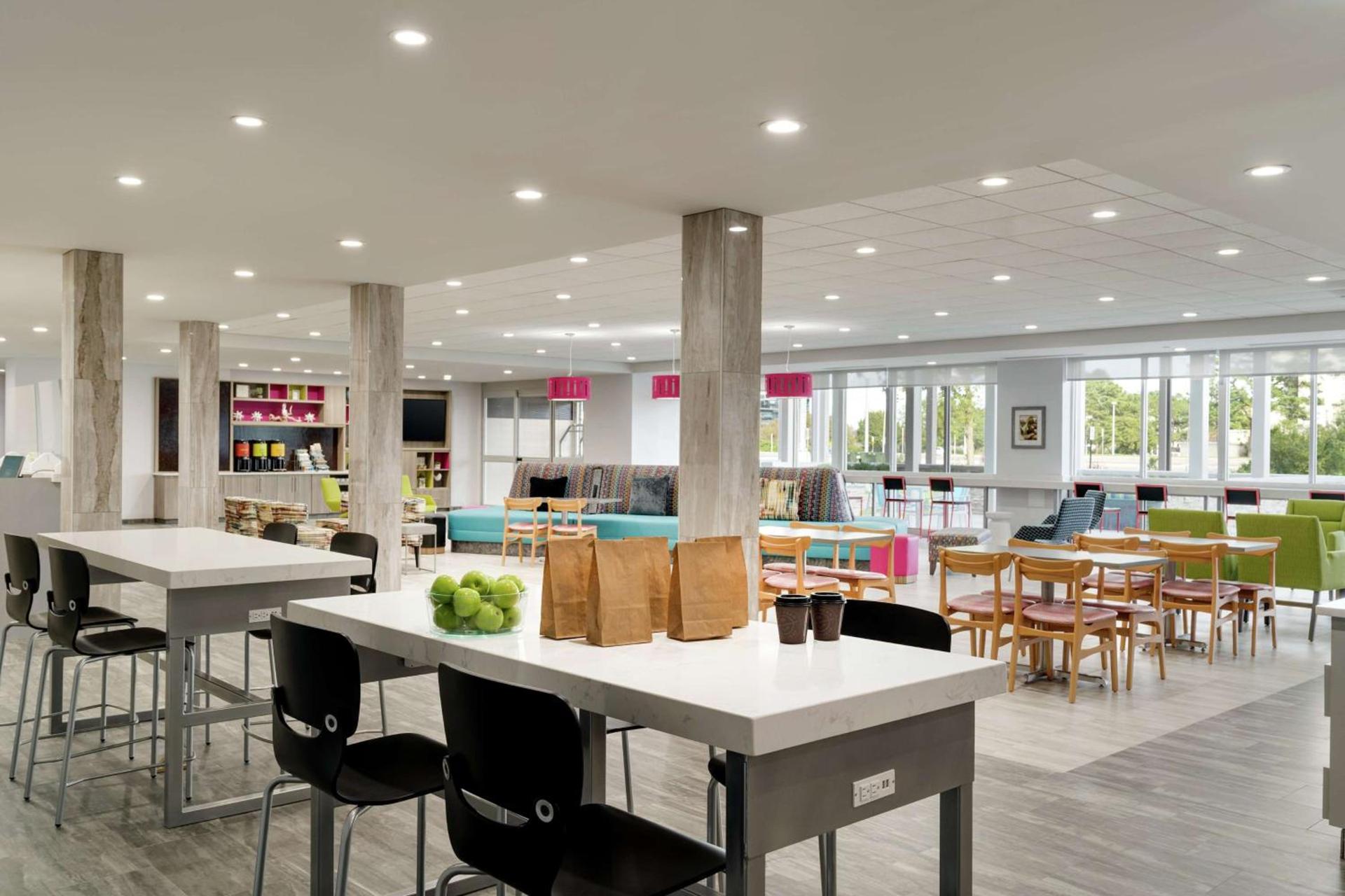 Home2 Suites By Hilton Norfolk Airport photo 16