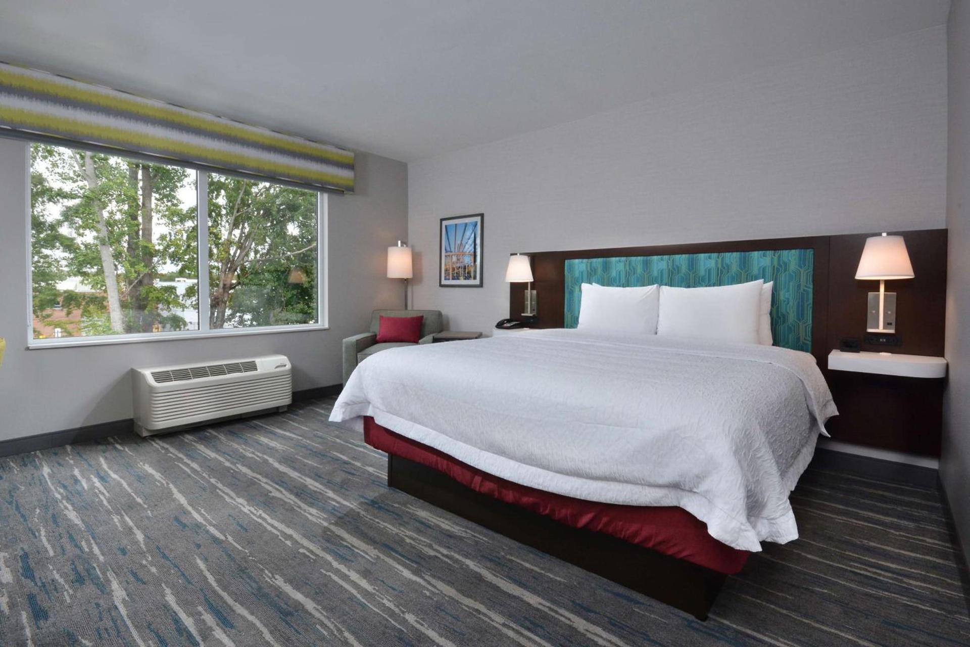 Hampton Inn & Suites Charlotte North I 485 photo 29