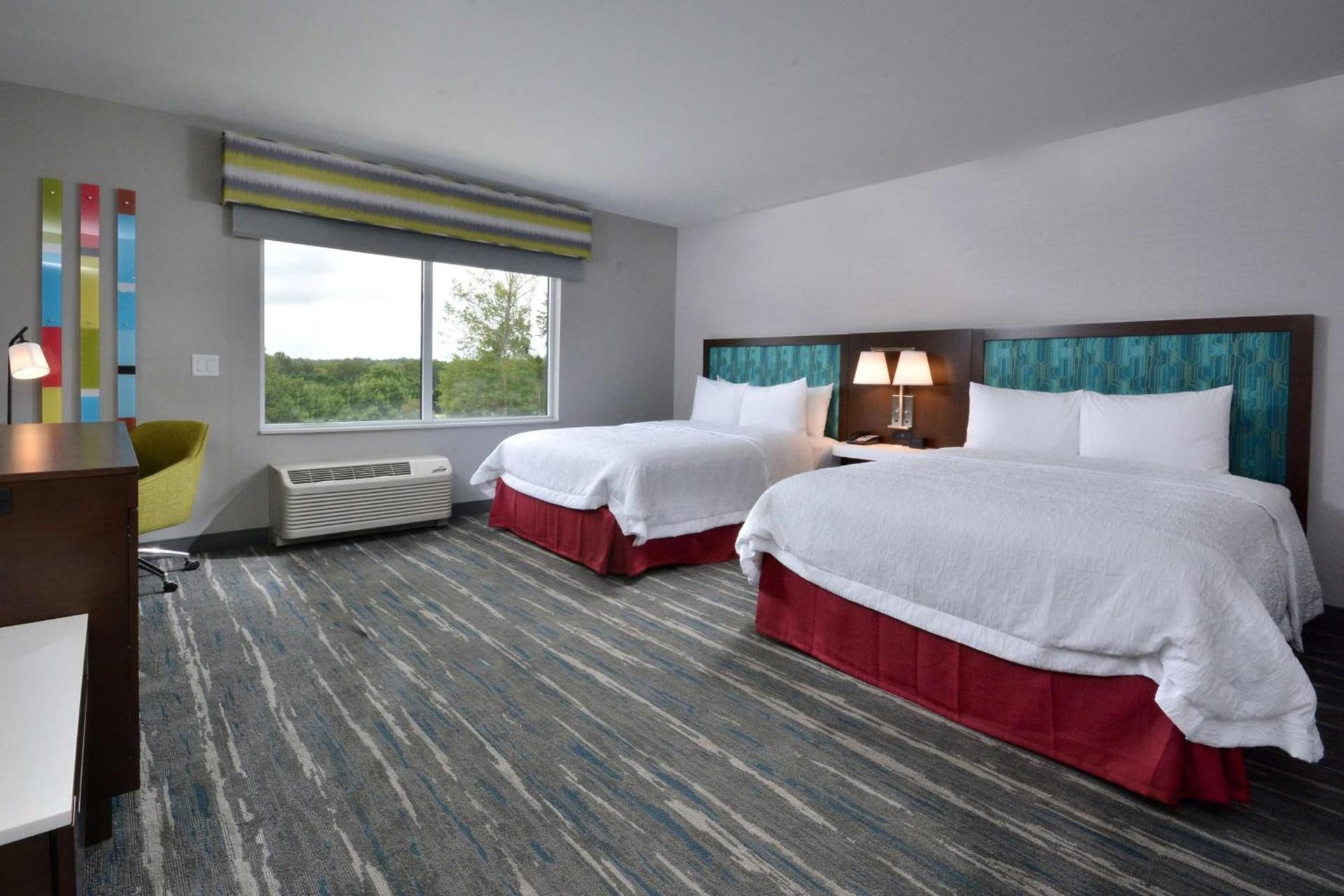 Hampton Inn & Suites Charlotte North I 485 photo 39