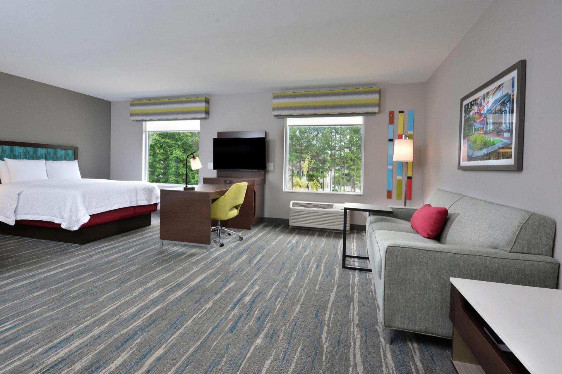 Hampton Inn & Suites Charlotte North I 485 photo 45